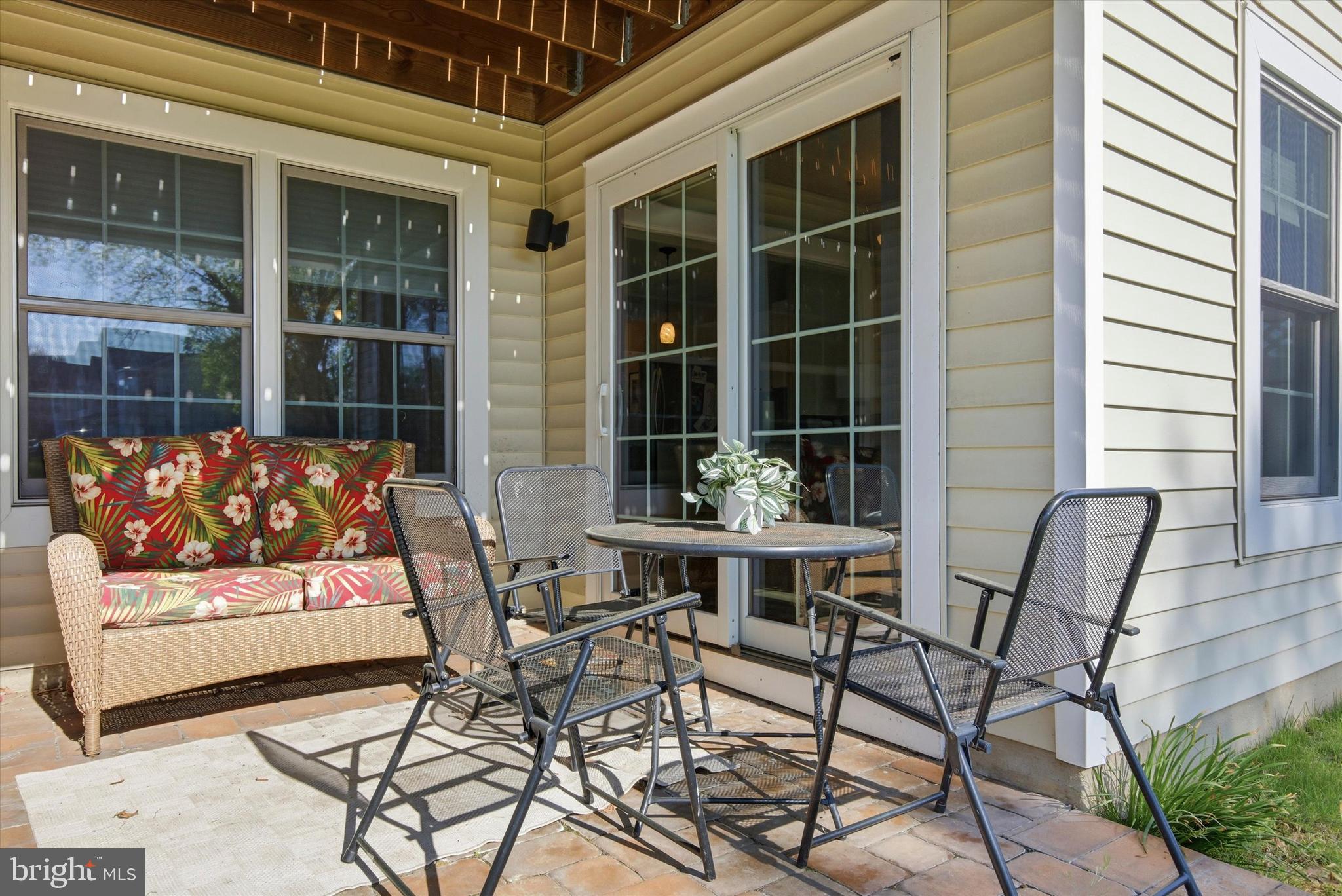 COUNTRY CROSSING - Residential