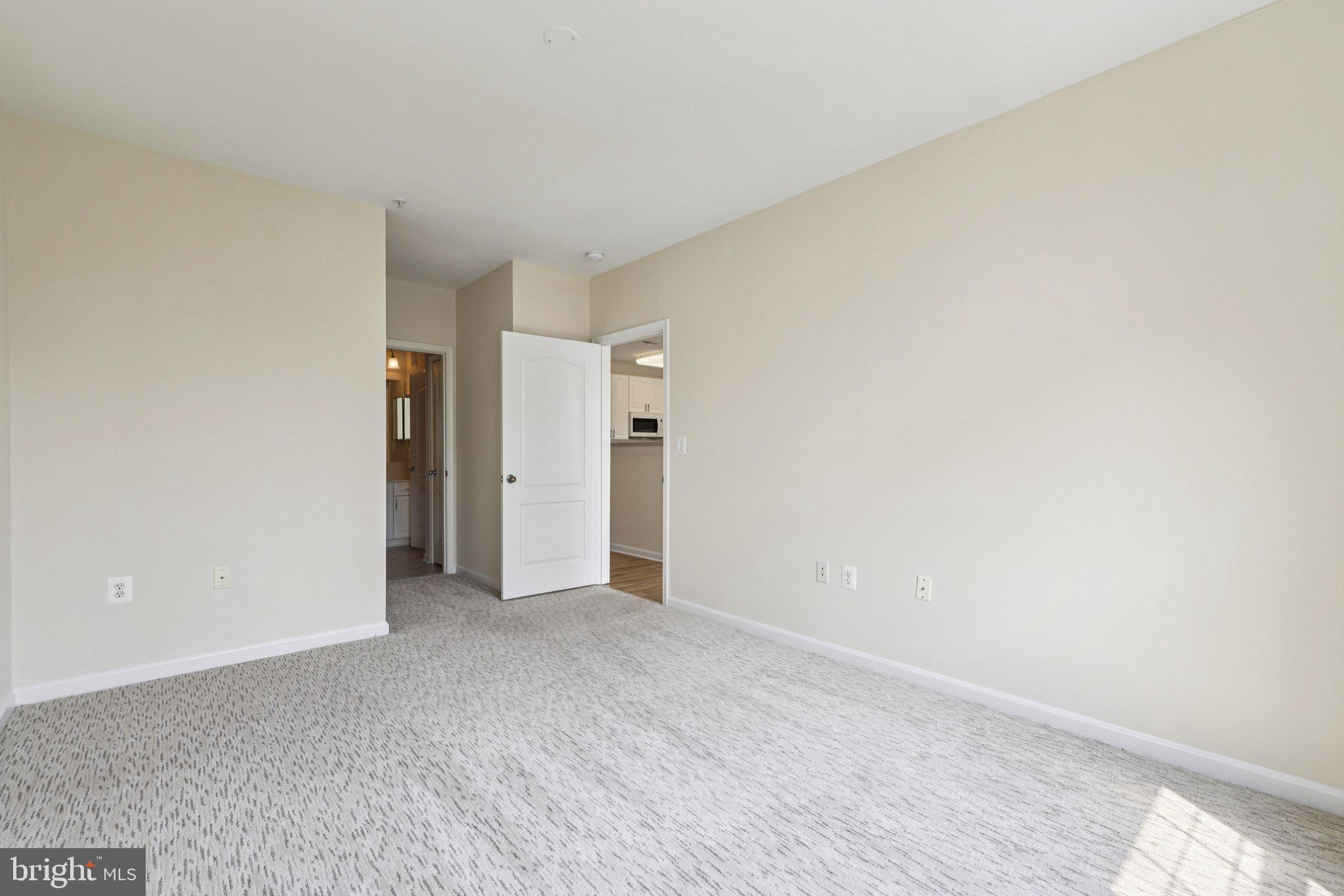 HIGH VIEW AT HUNT VALLEY - Residential