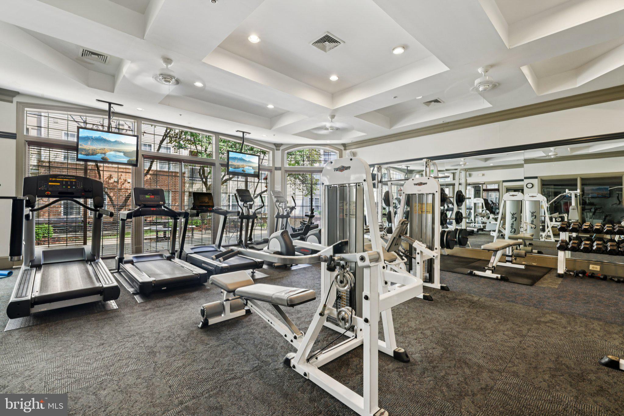 HIGH VIEW AT HUNT VALLEY - Residential