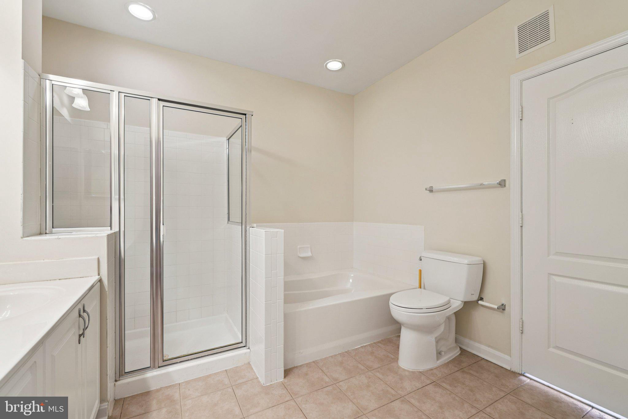 HIGH VIEW AT HUNT VALLEY - Residential