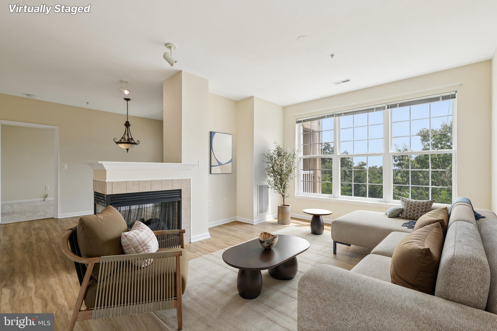 HIGH VIEW AT HUNT VALLEY - Residential