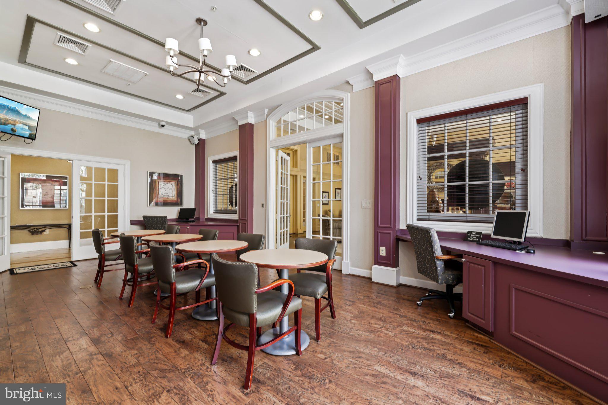 HIGH VIEW AT HUNT VALLEY - Residential