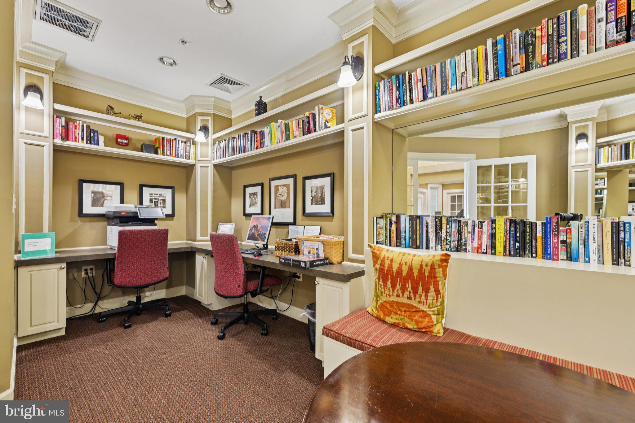 HIGH VIEW AT HUNT VALLEY - Residential