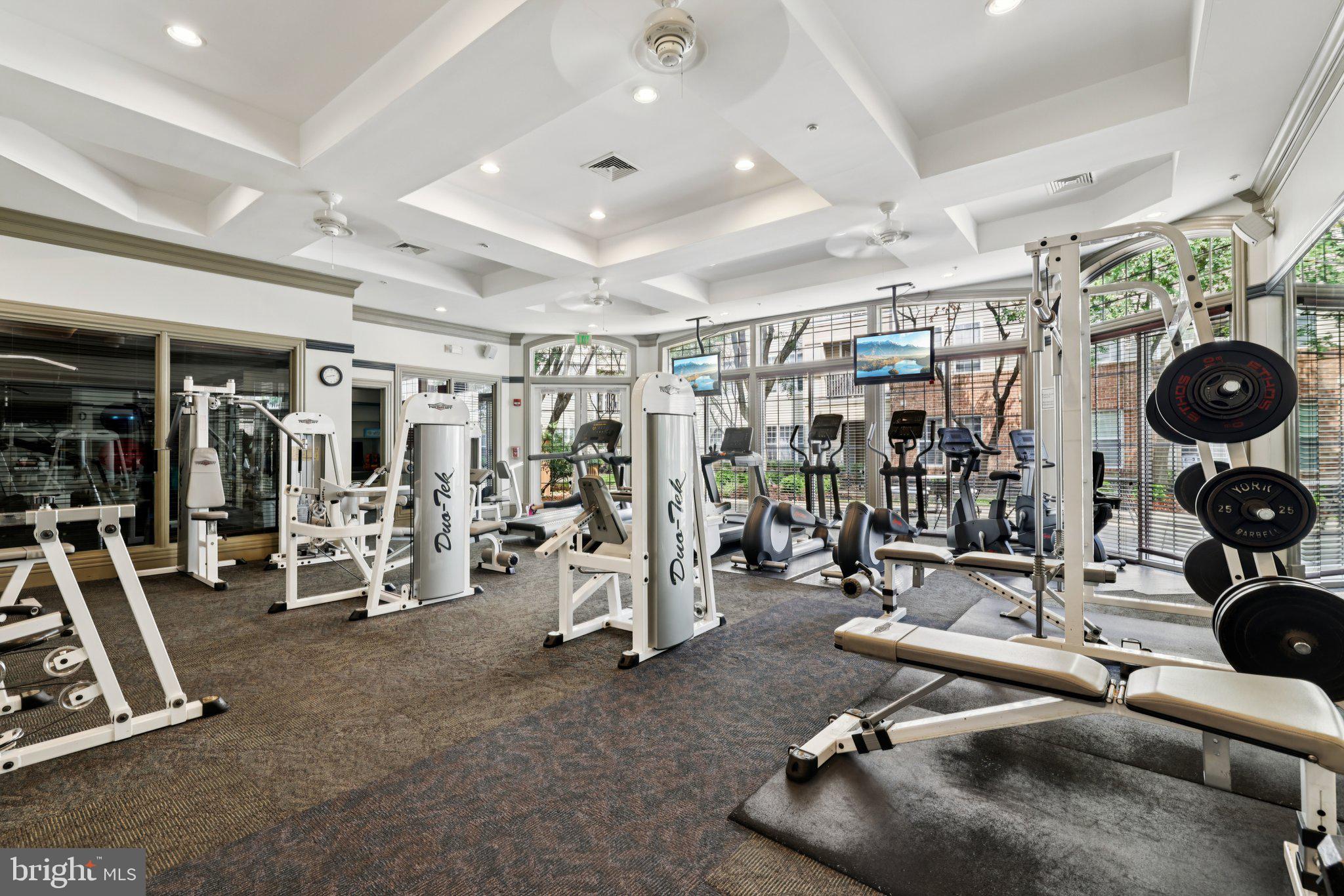 HIGH VIEW AT HUNT VALLEY - Residential