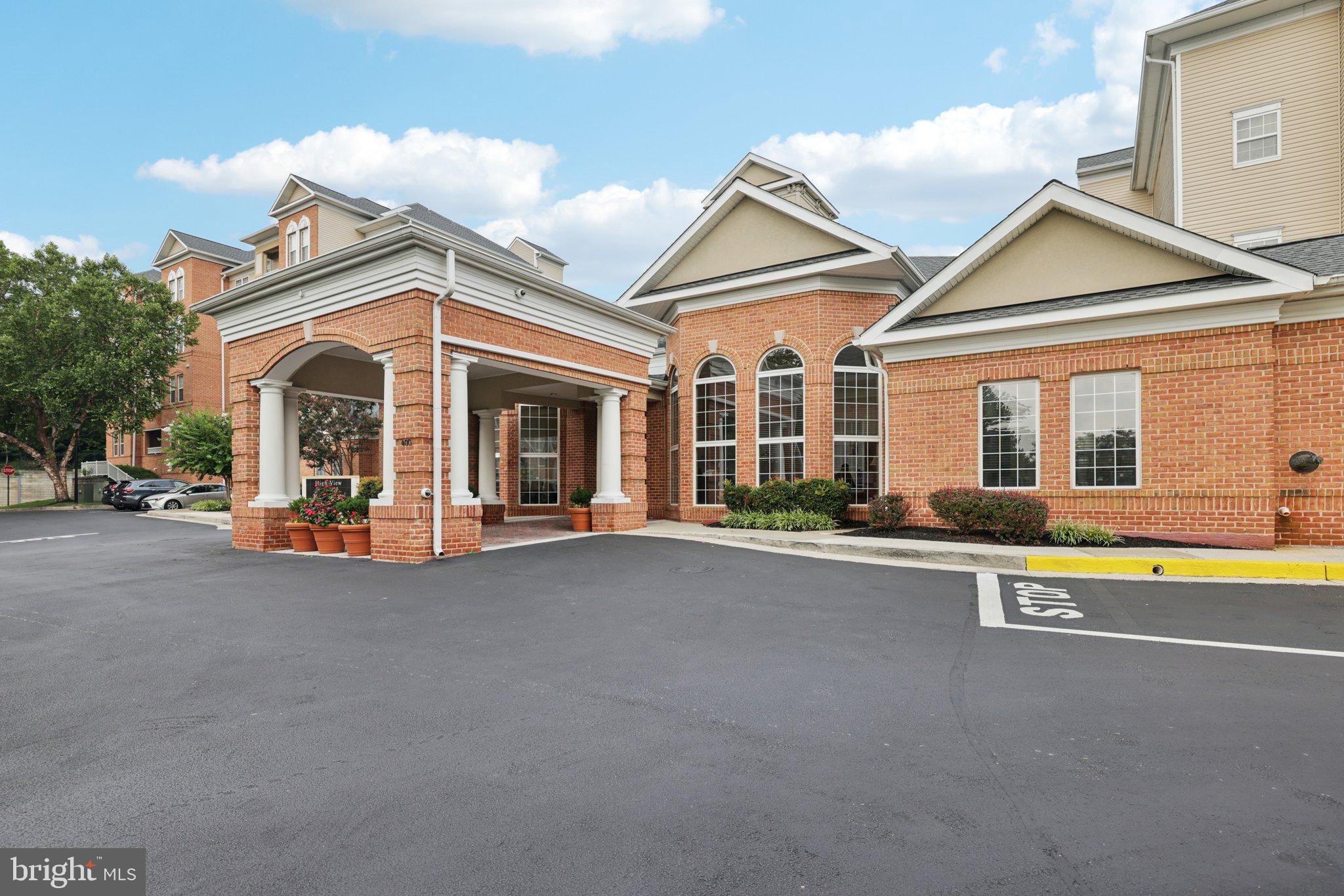 HIGH VIEW AT HUNT VALLEY - Residential