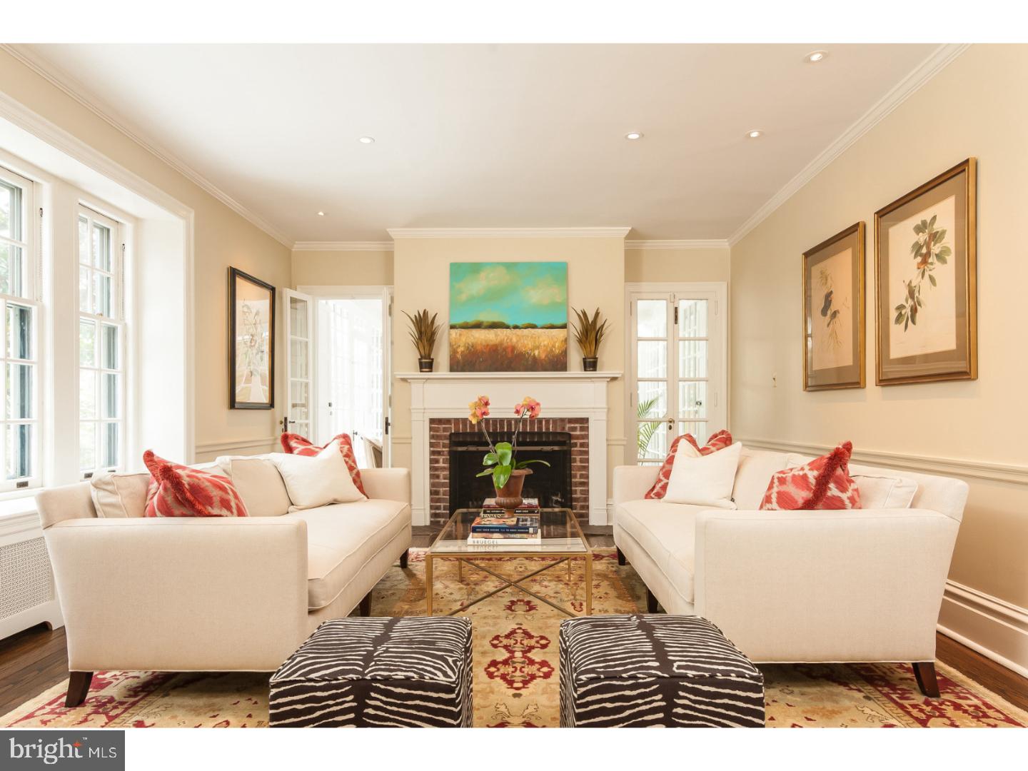 CHESTNUT HILL - Residential