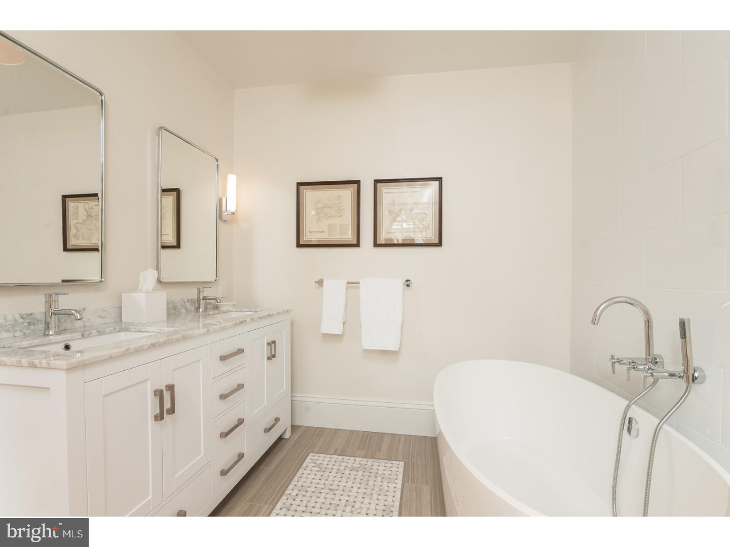 CHESTNUT HILL - Residential