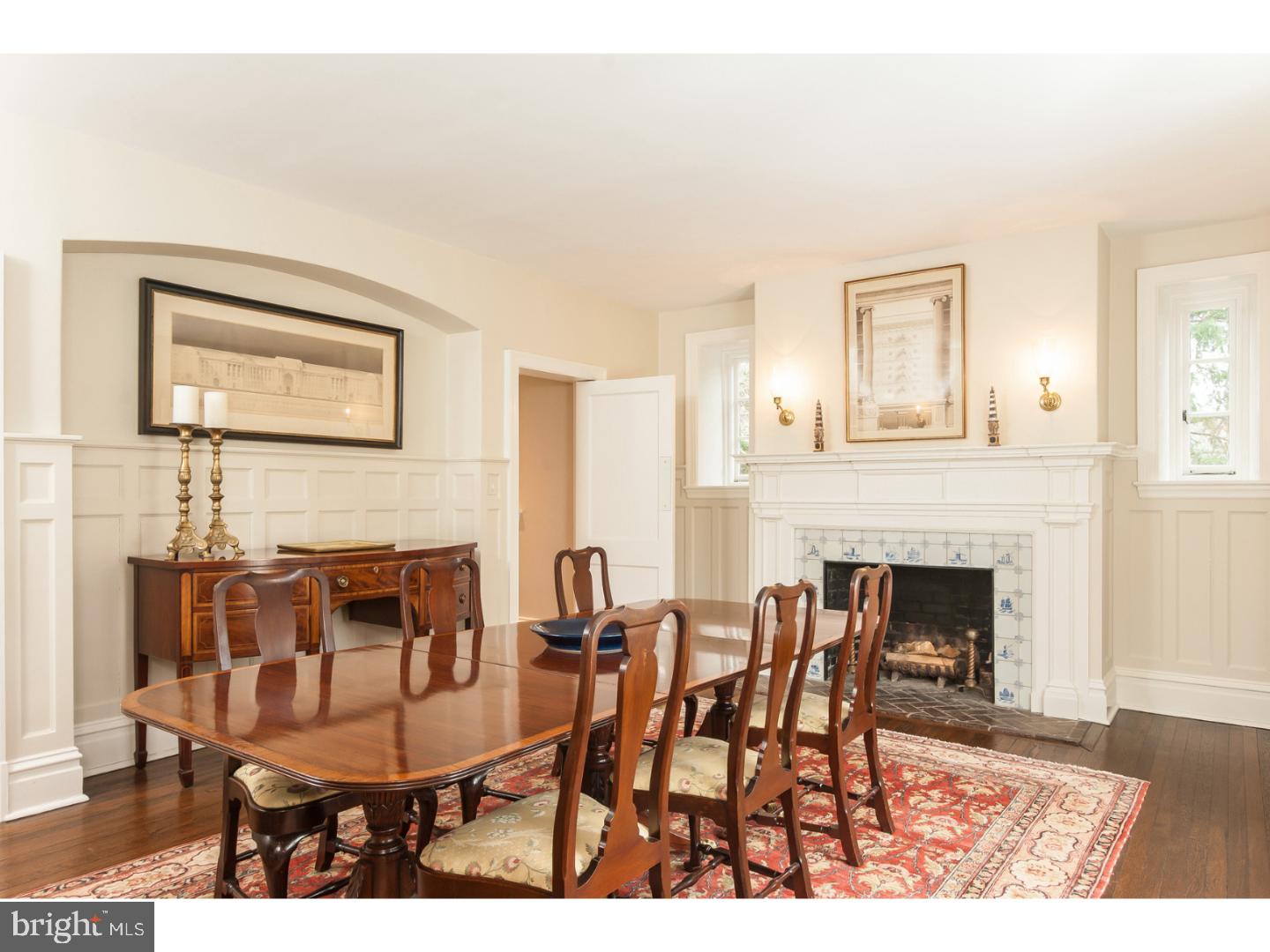 CHESTNUT HILL - Residential