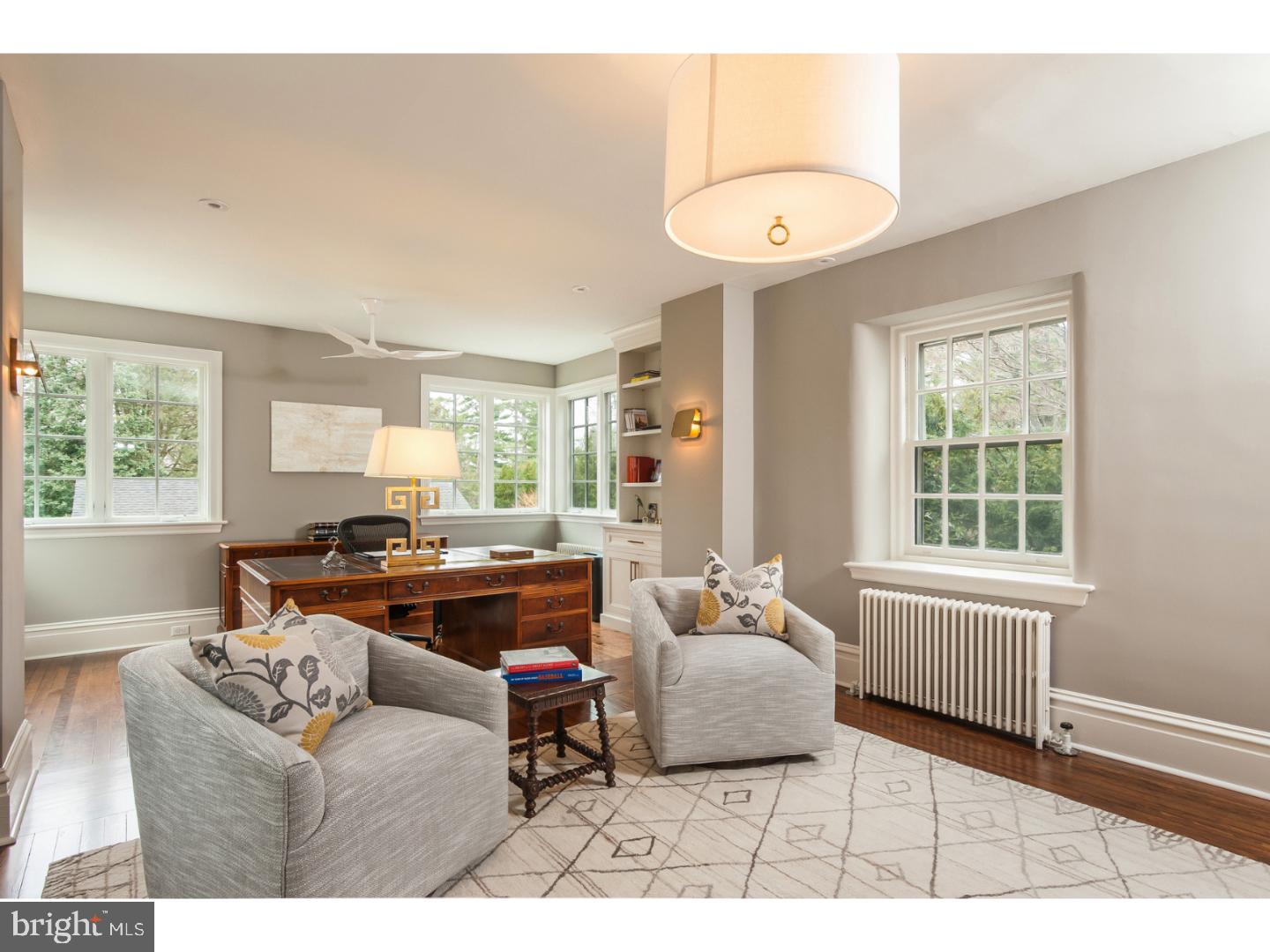 CHESTNUT HILL - Residential