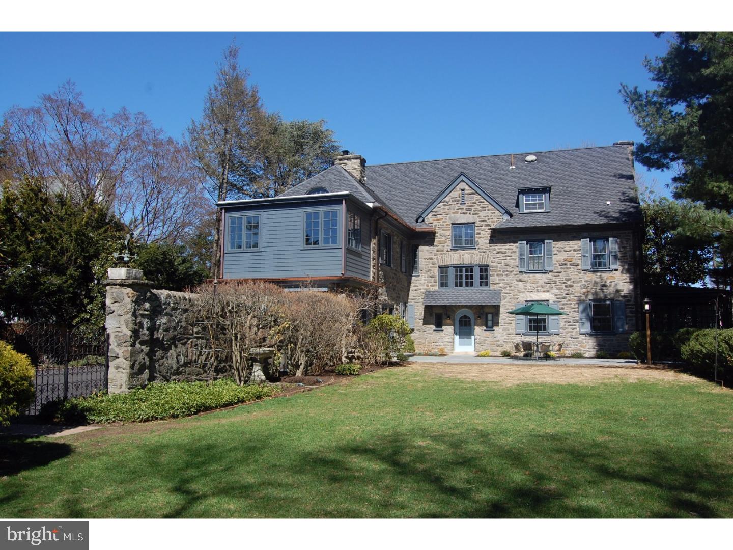 CHESTNUT HILL - Residential