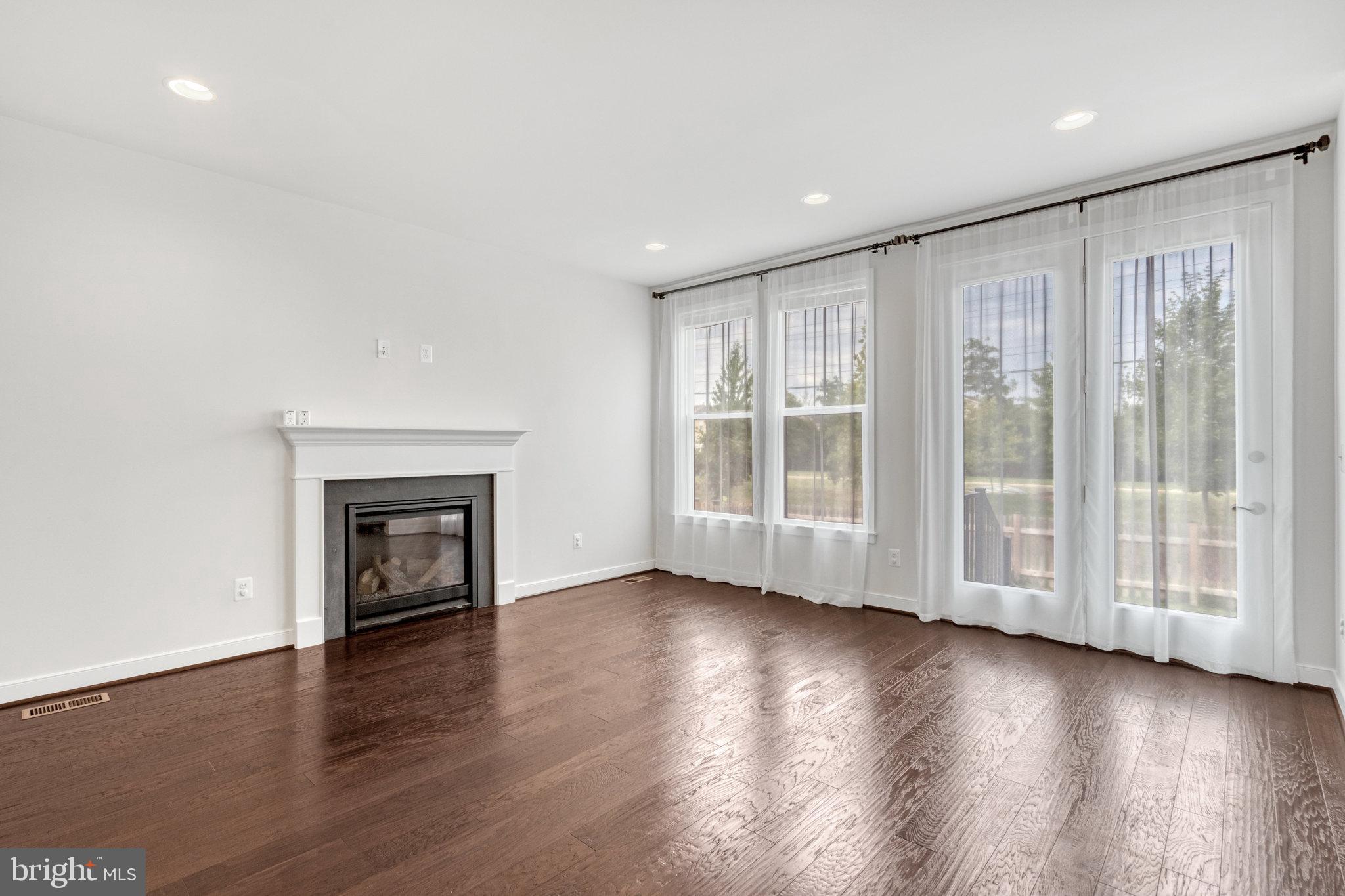 PROSPERITY PLAINS - Residential