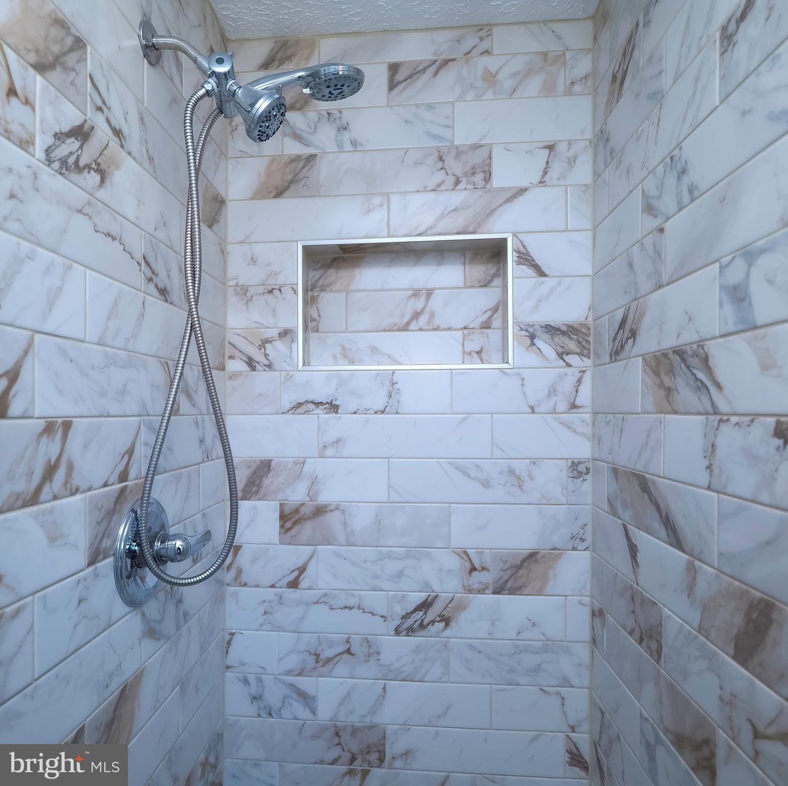 BRIARS ACRES - Residential