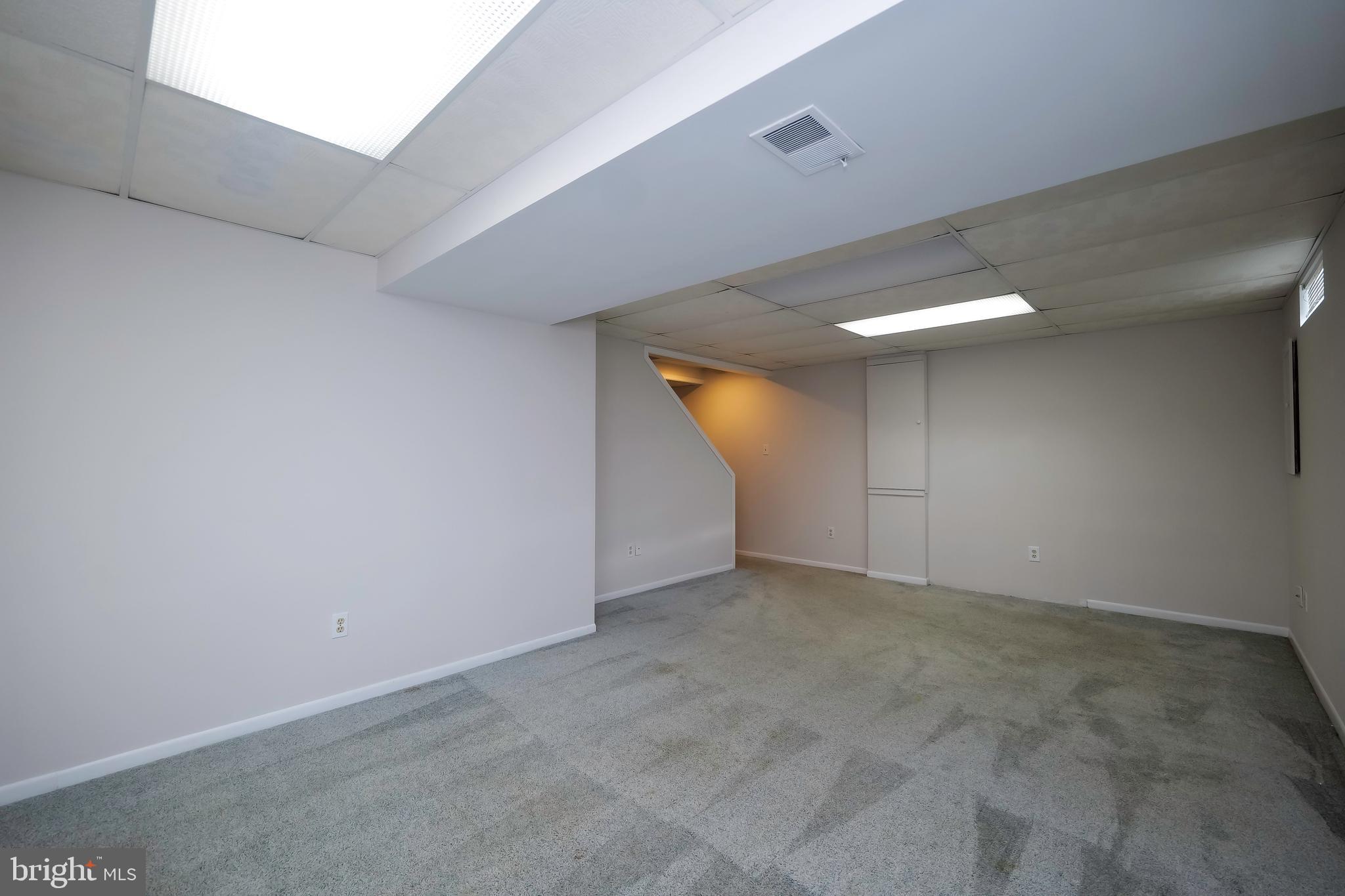 BRIARS ACRES - Residential