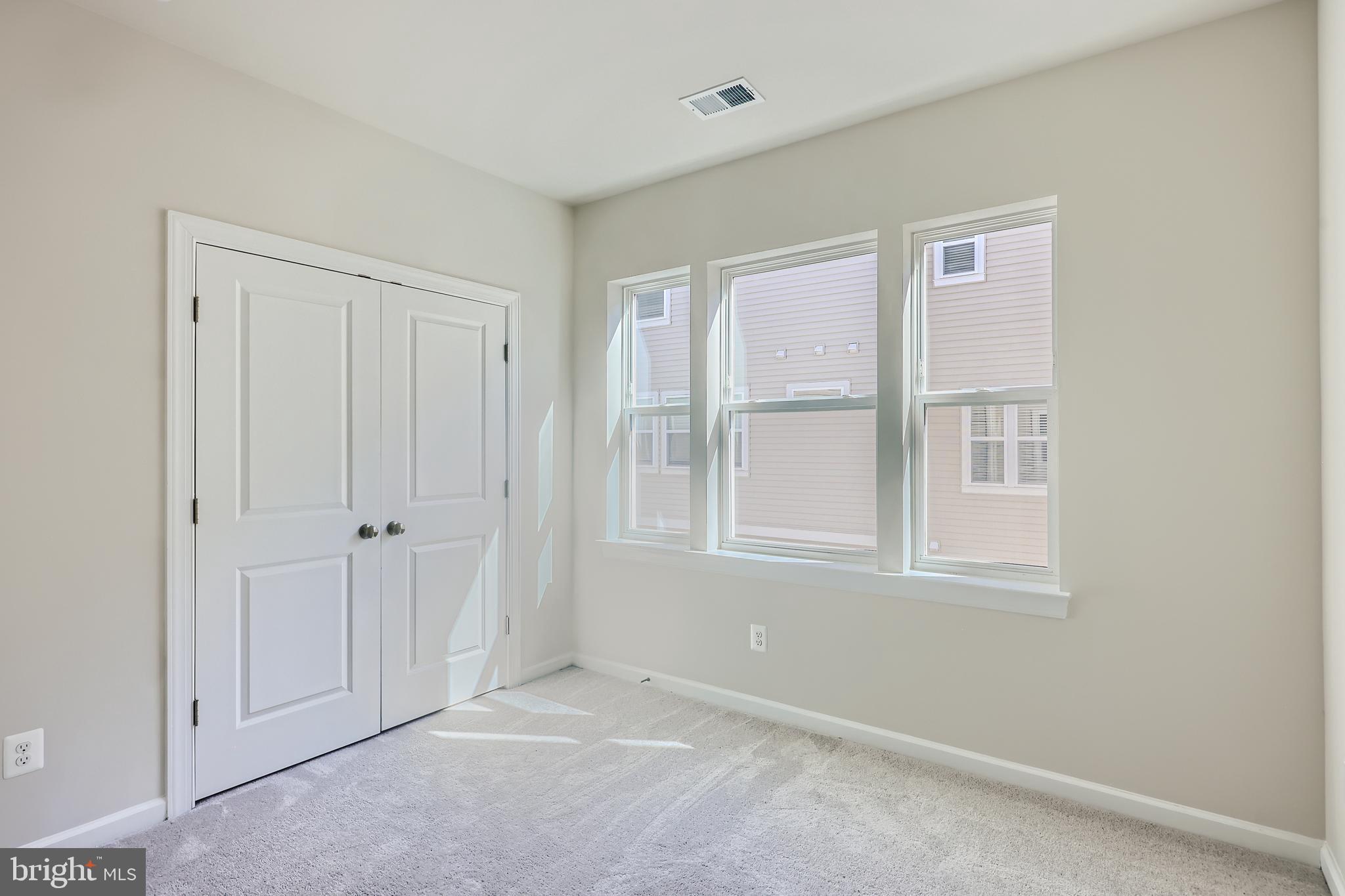 WESTSIDE AT SHADY GROVE METRO - Residential