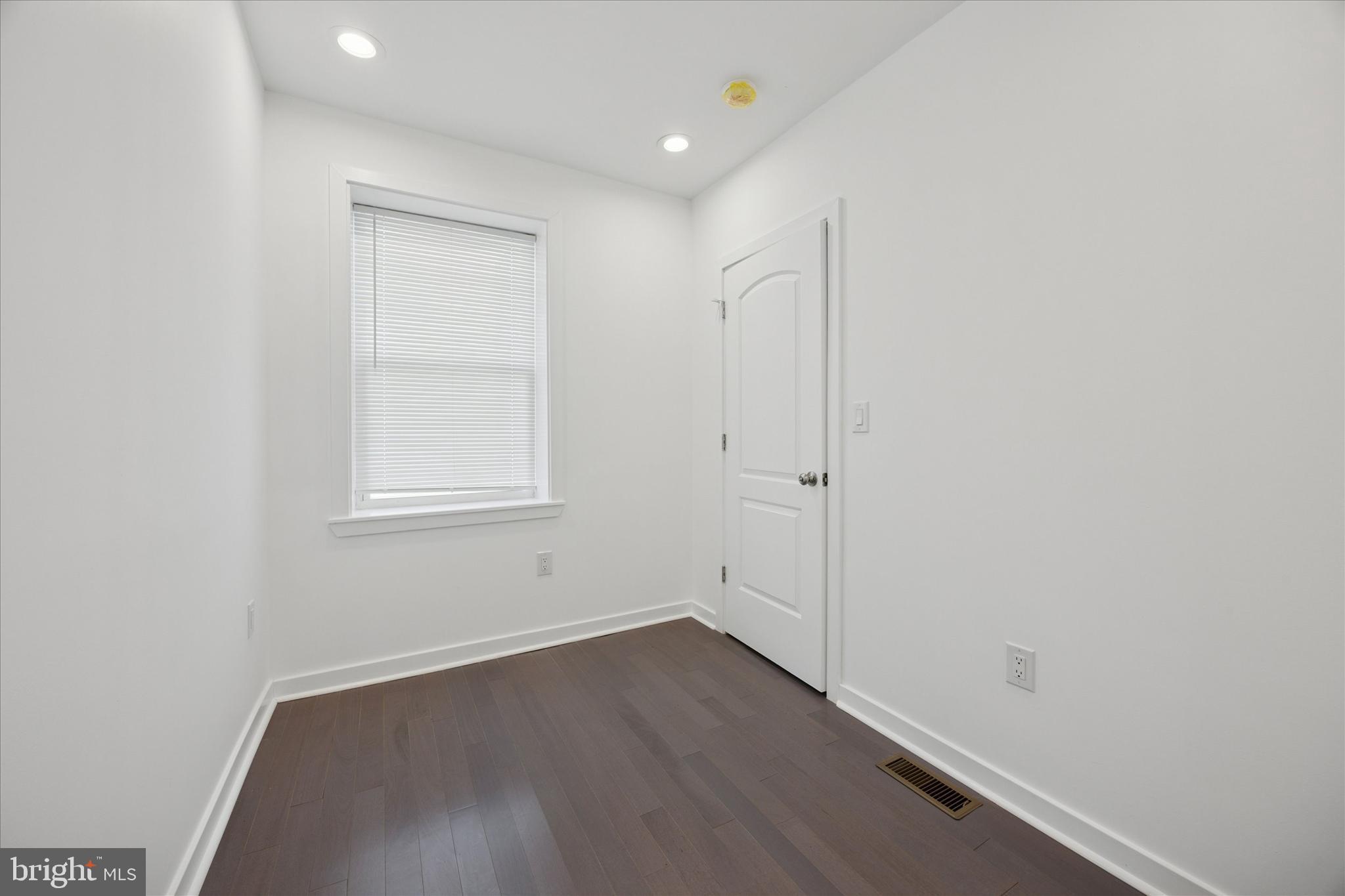 GRAYS FERRY - Residential