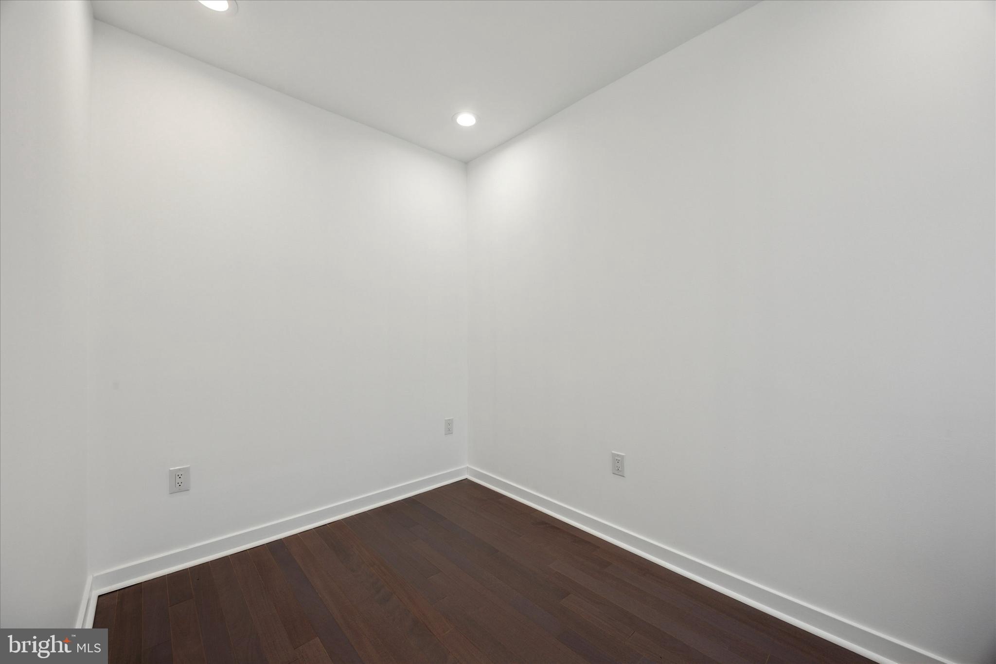 GRAYS FERRY - Residential