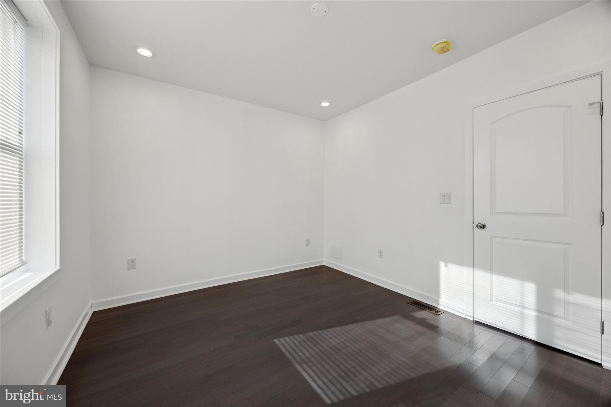 GRAYS FERRY - Residential