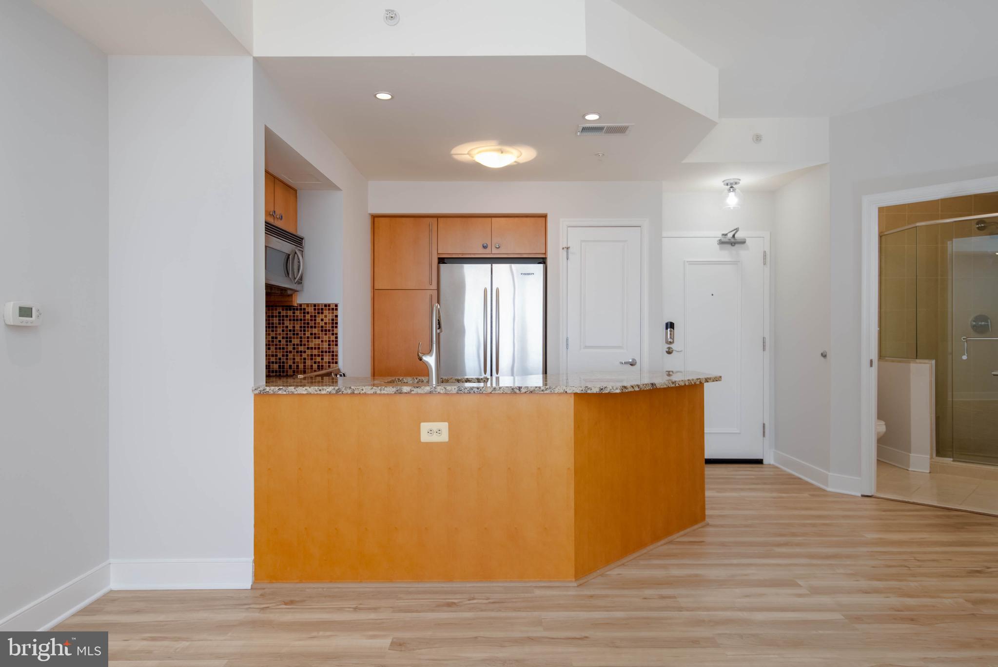 HARBOR EAST - Residential