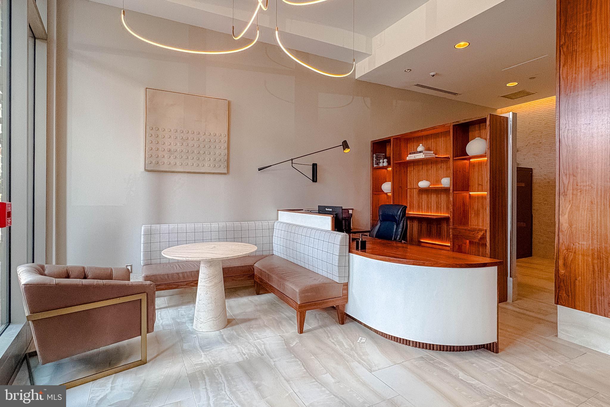 HARBOR EAST - Residential