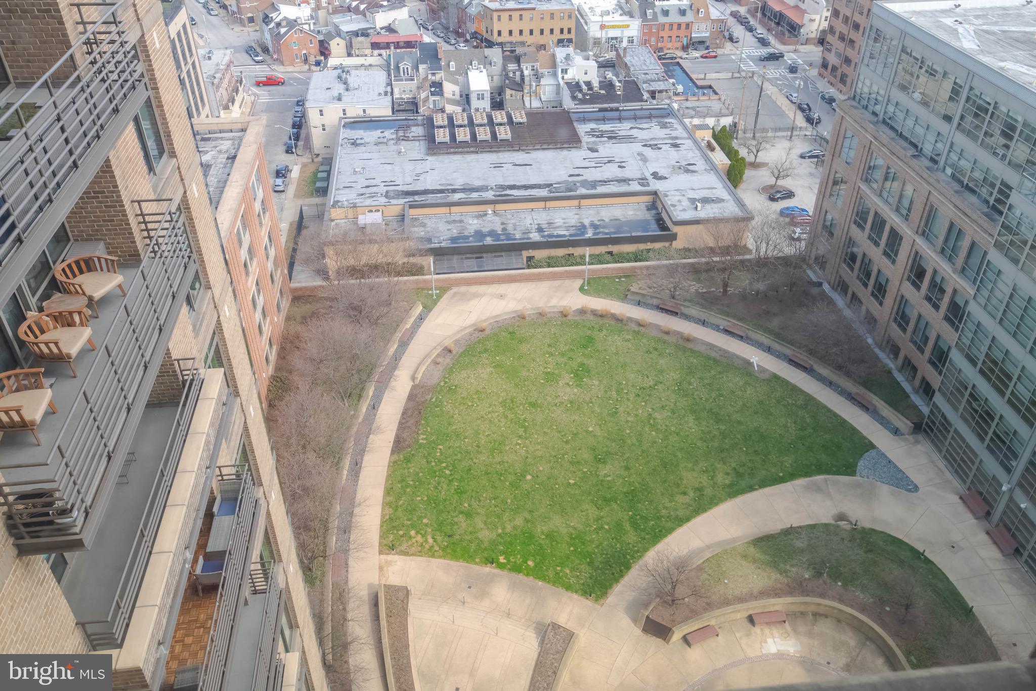 HARBOR EAST - Residential