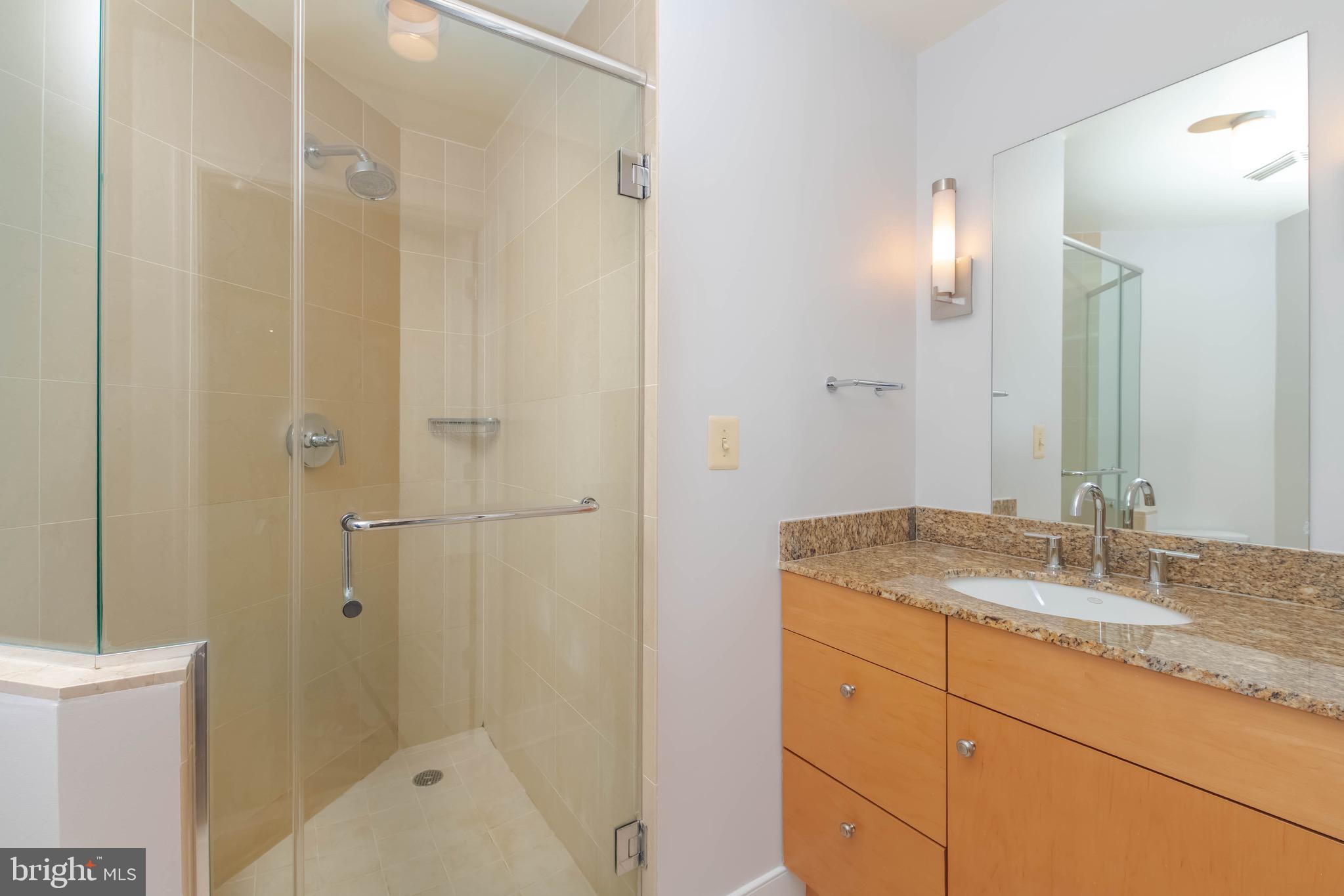 HARBOR EAST - Residential