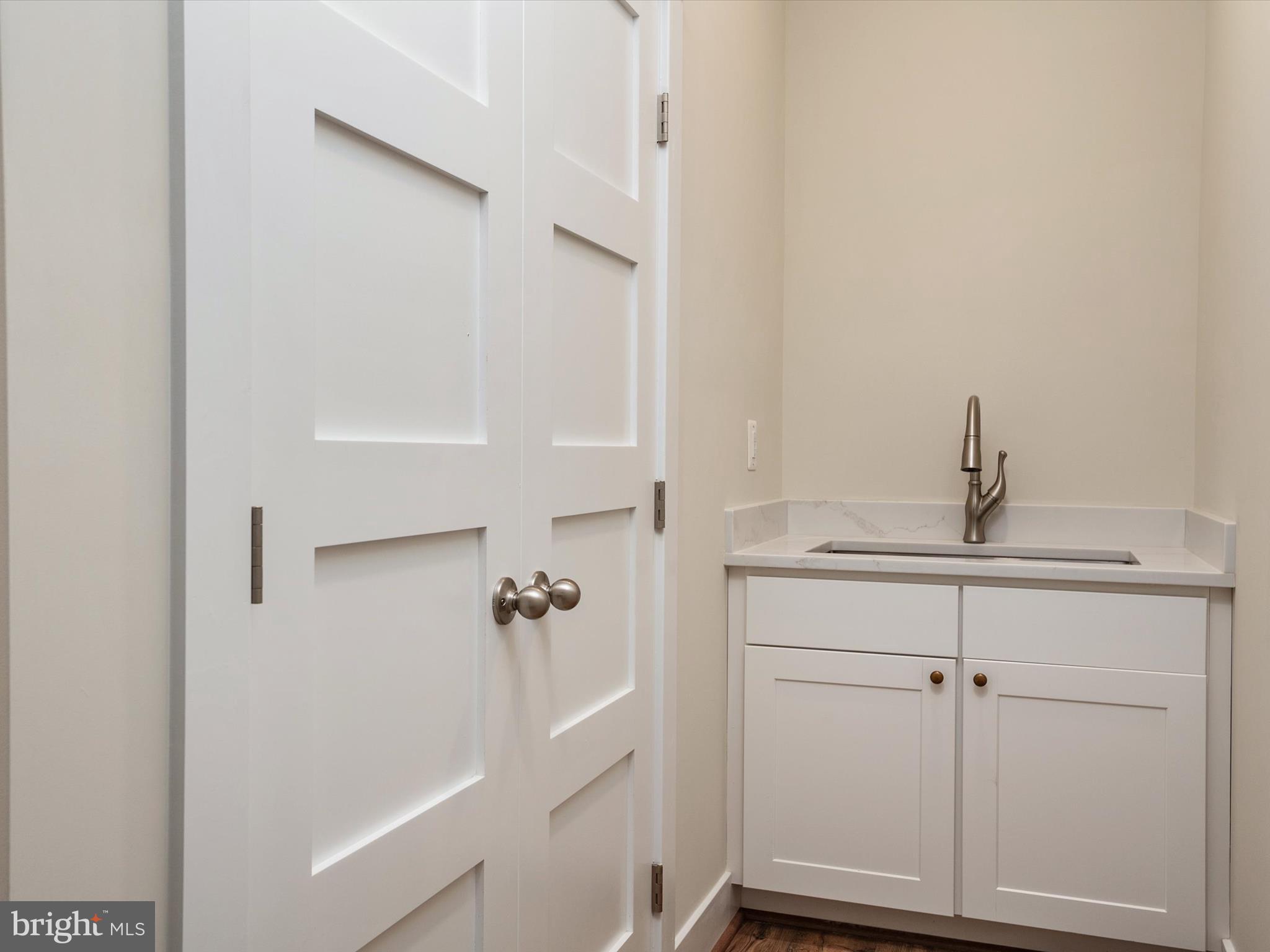 EASTPORT - Residential