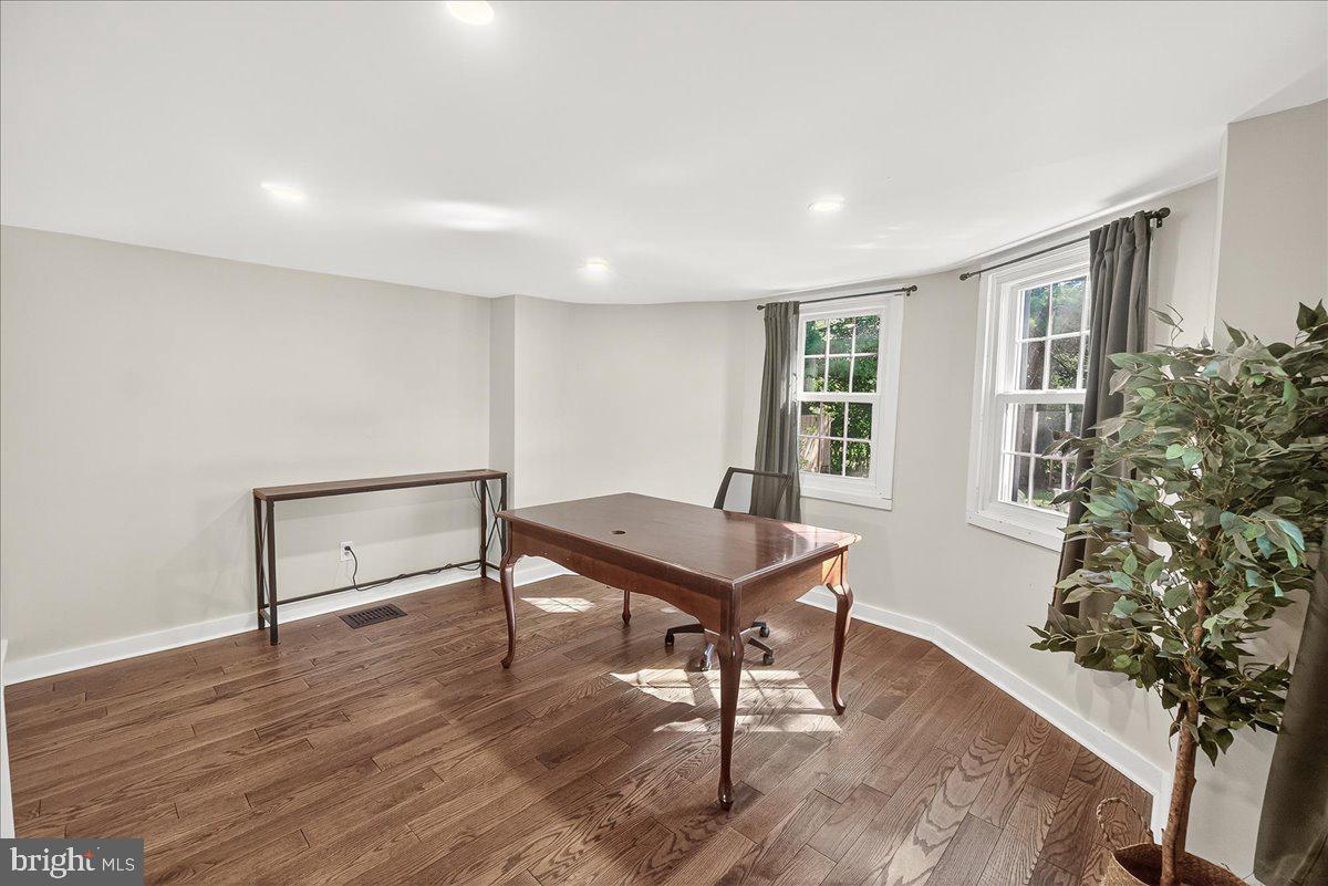 ELDERSBURG - Residential