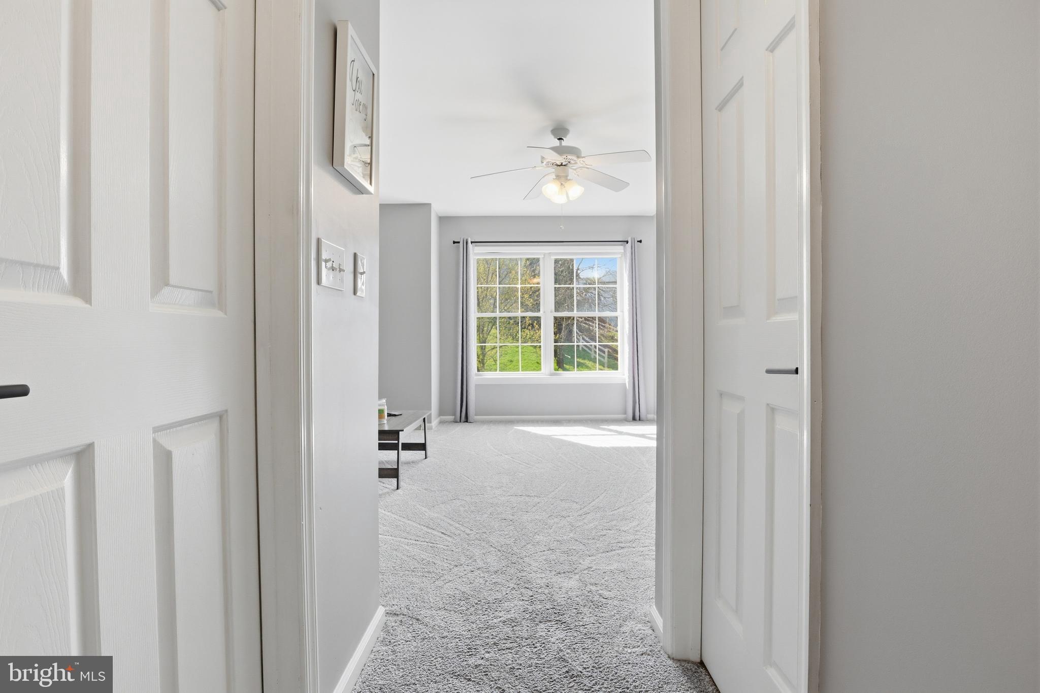 EDGEWATER - Residential