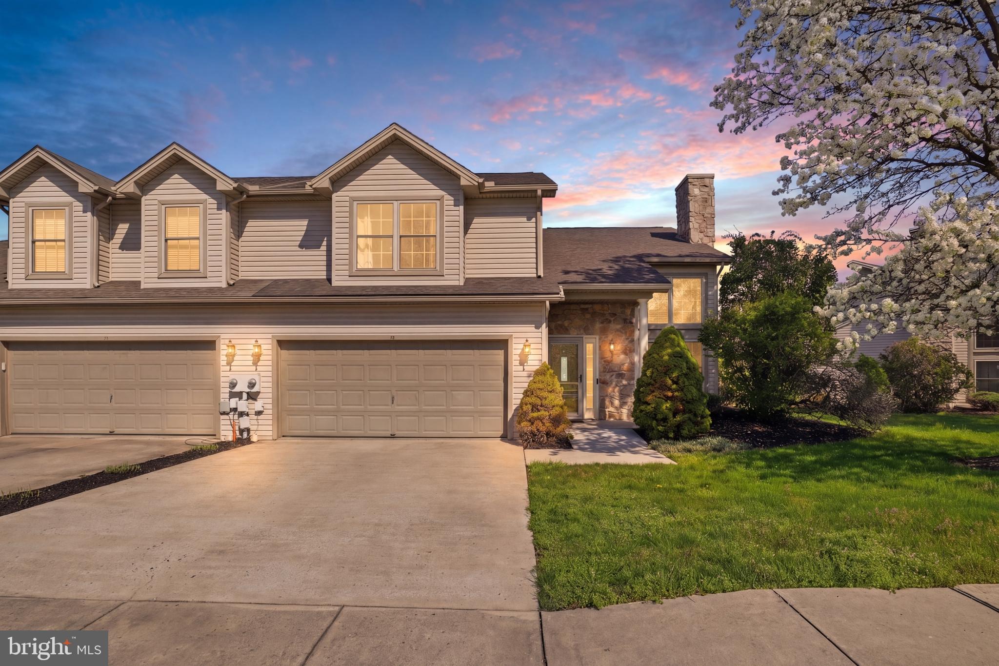 EDGEWATER - Residential