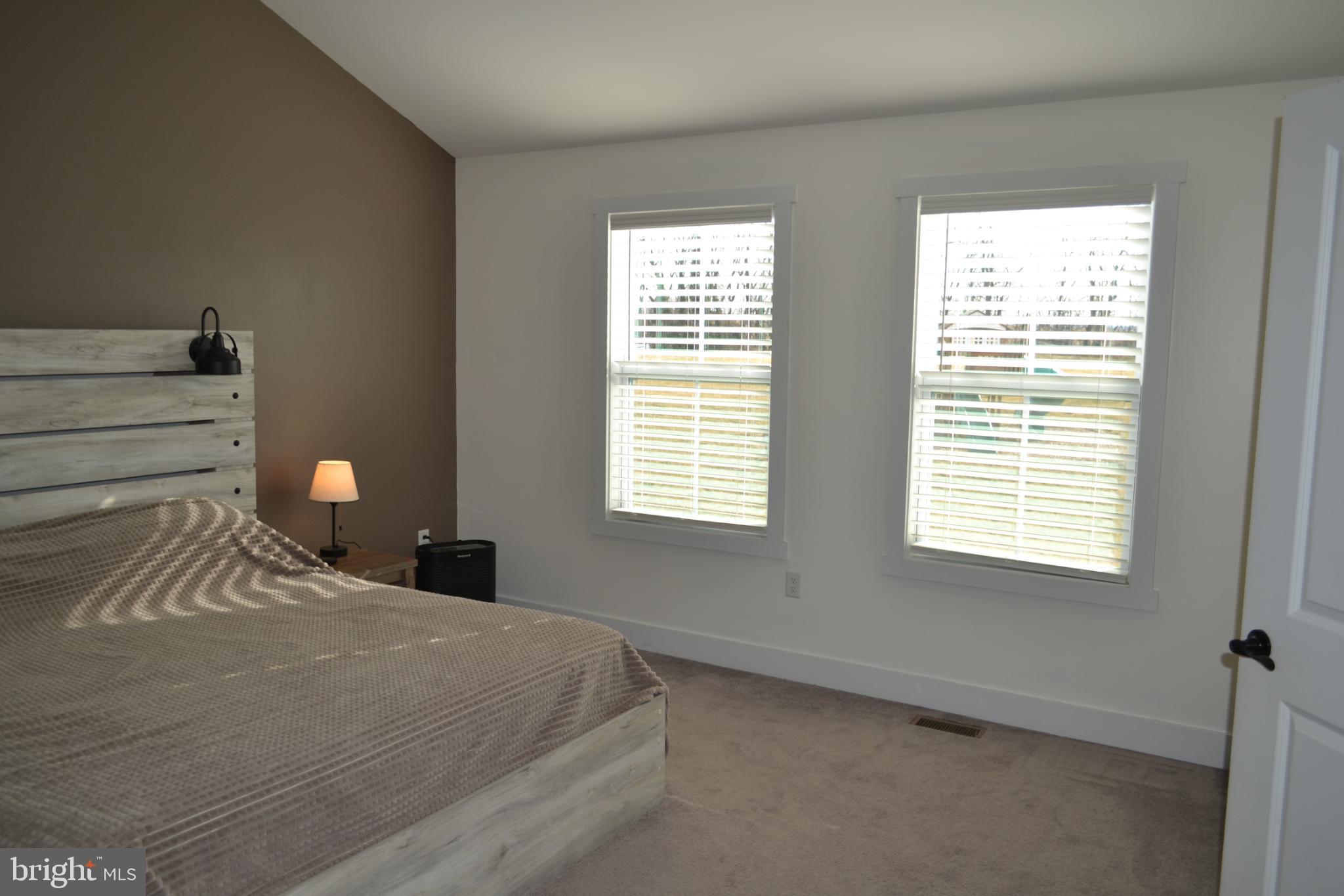 MILTON'S LANDING - Residential Lease