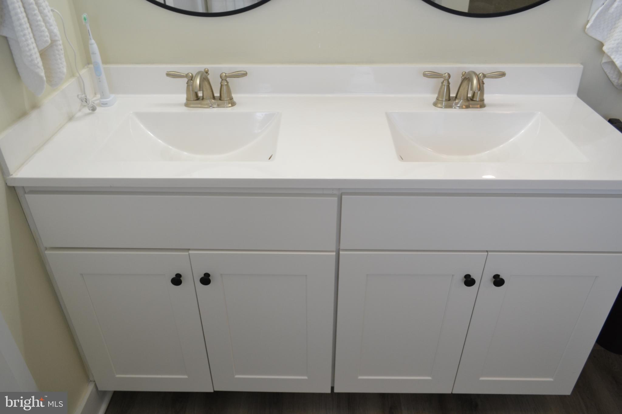 MILTON'S LANDING - Residential Lease