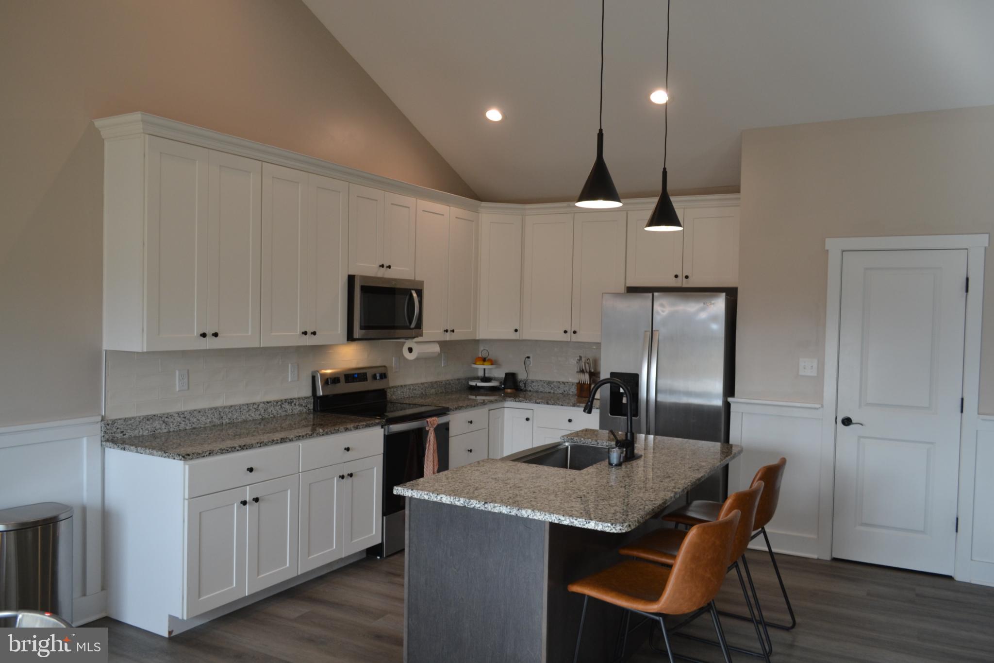 MILTON'S LANDING - Residential Lease