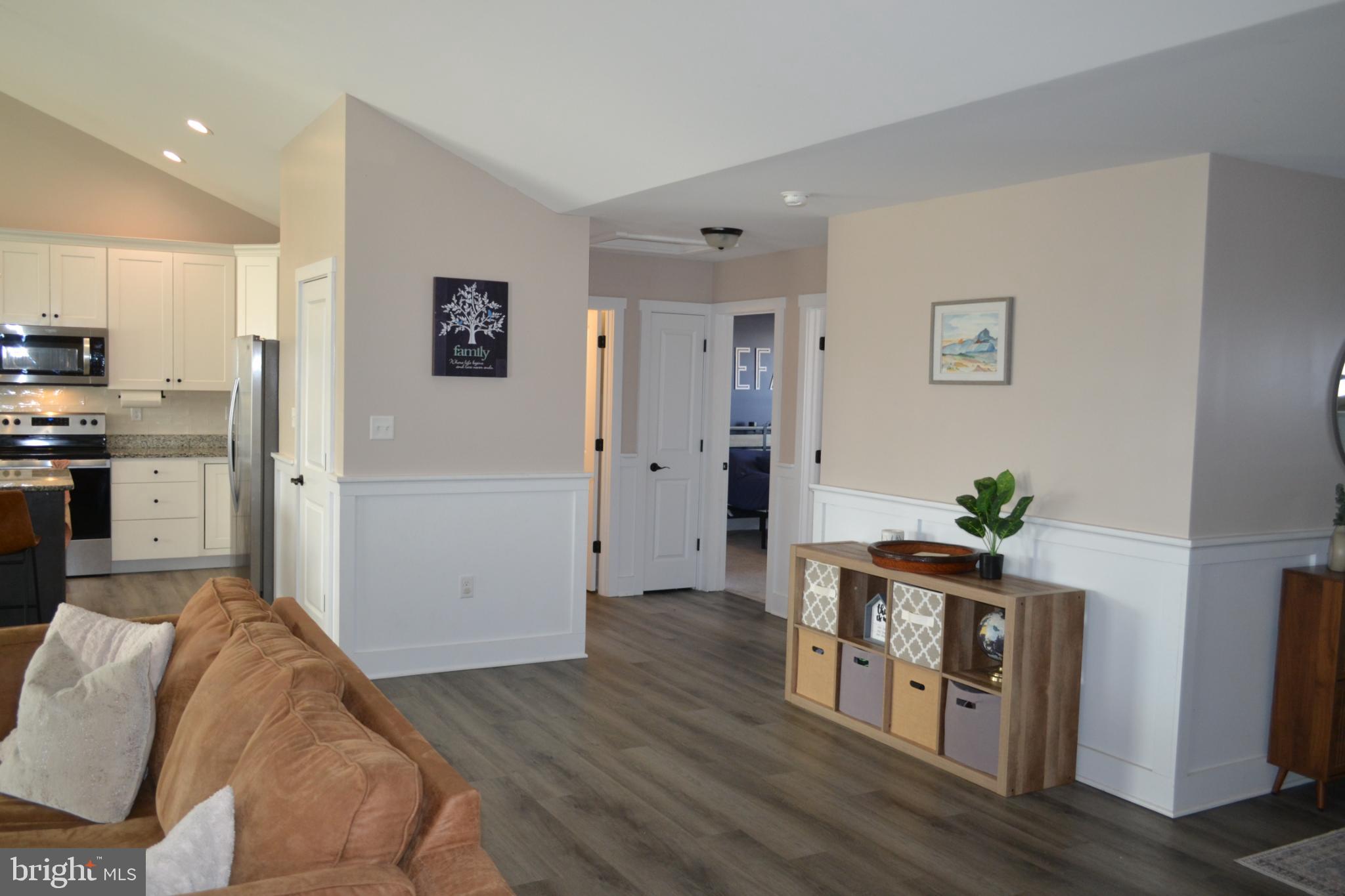 MILTON'S LANDING - Residential Lease