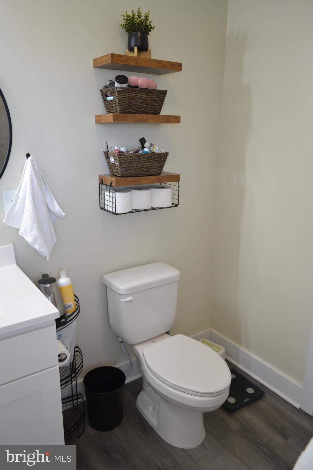 MILTON'S LANDING - Residential Lease