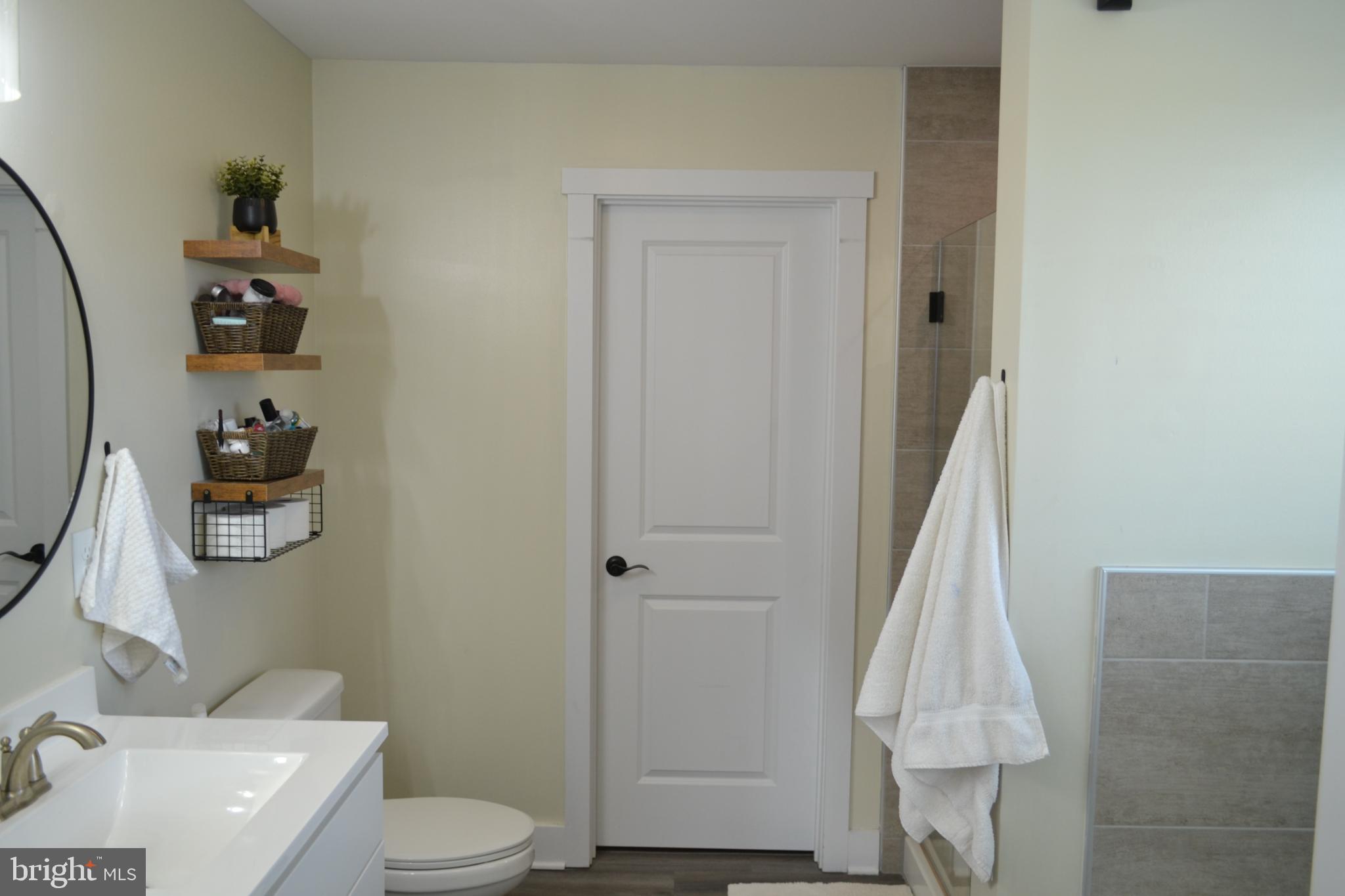 MILTON'S LANDING - Residential Lease