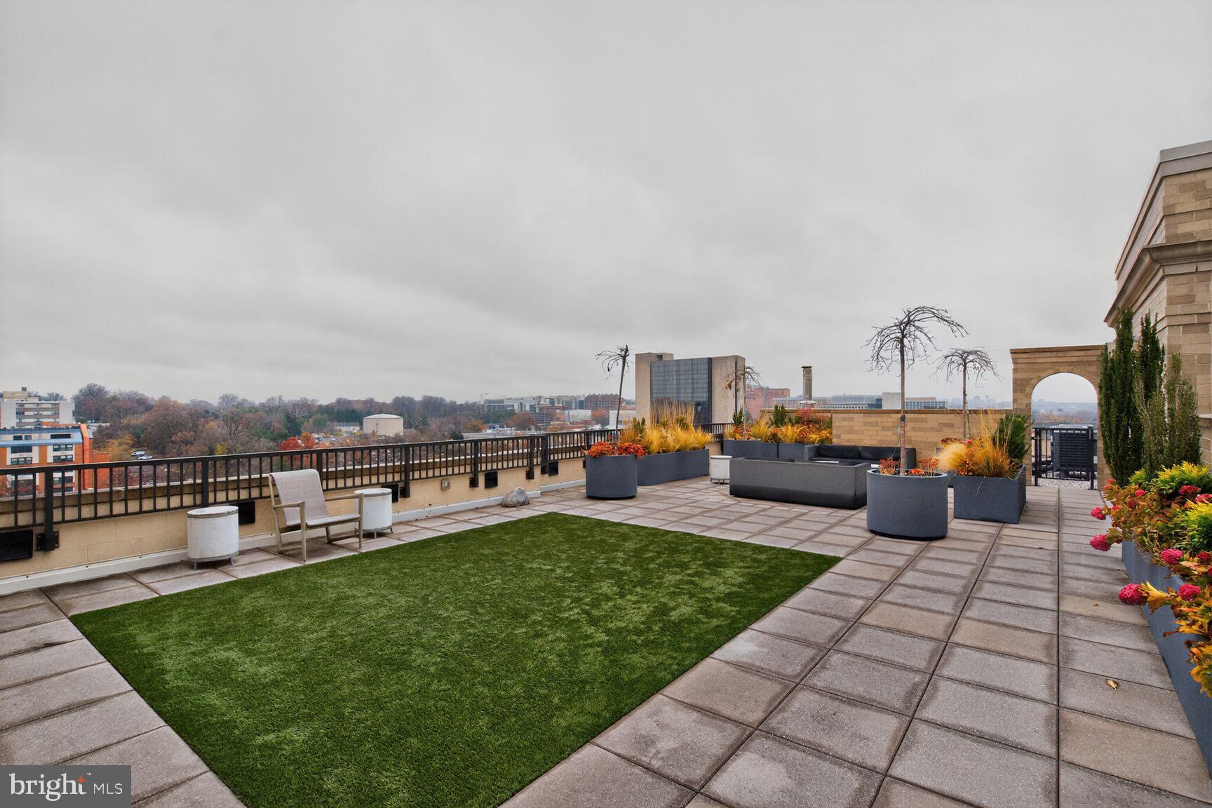 STONEHALL - Residential