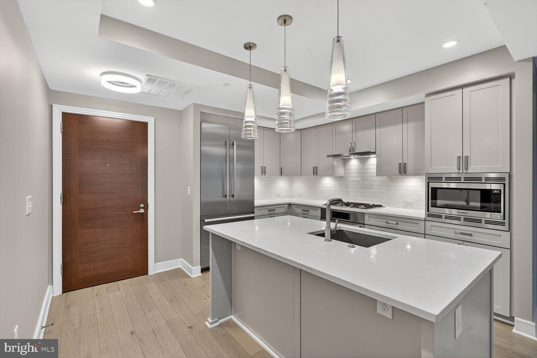 STONEHALL - Residential