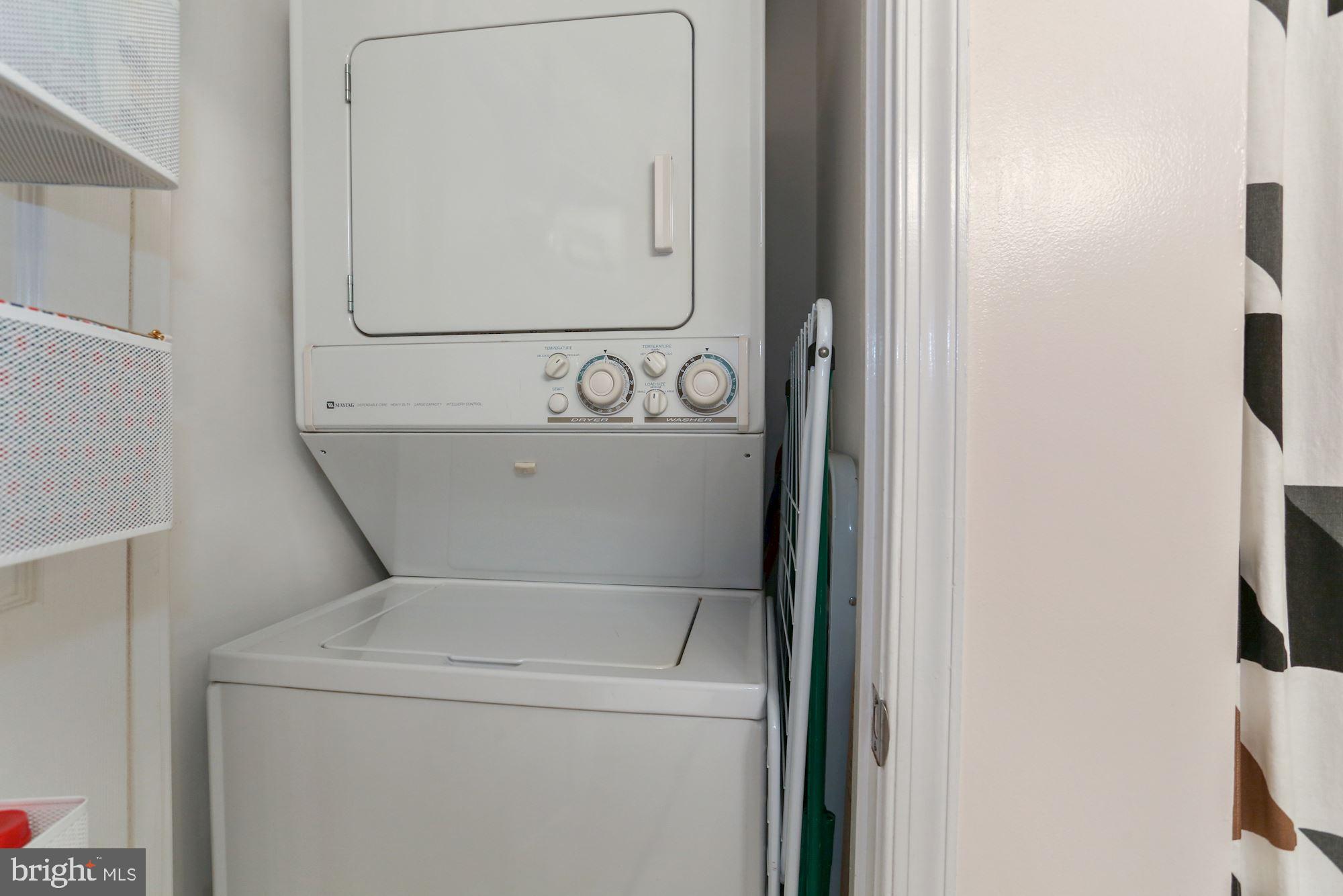 LEXINGTON SQUARE - Residential Lease