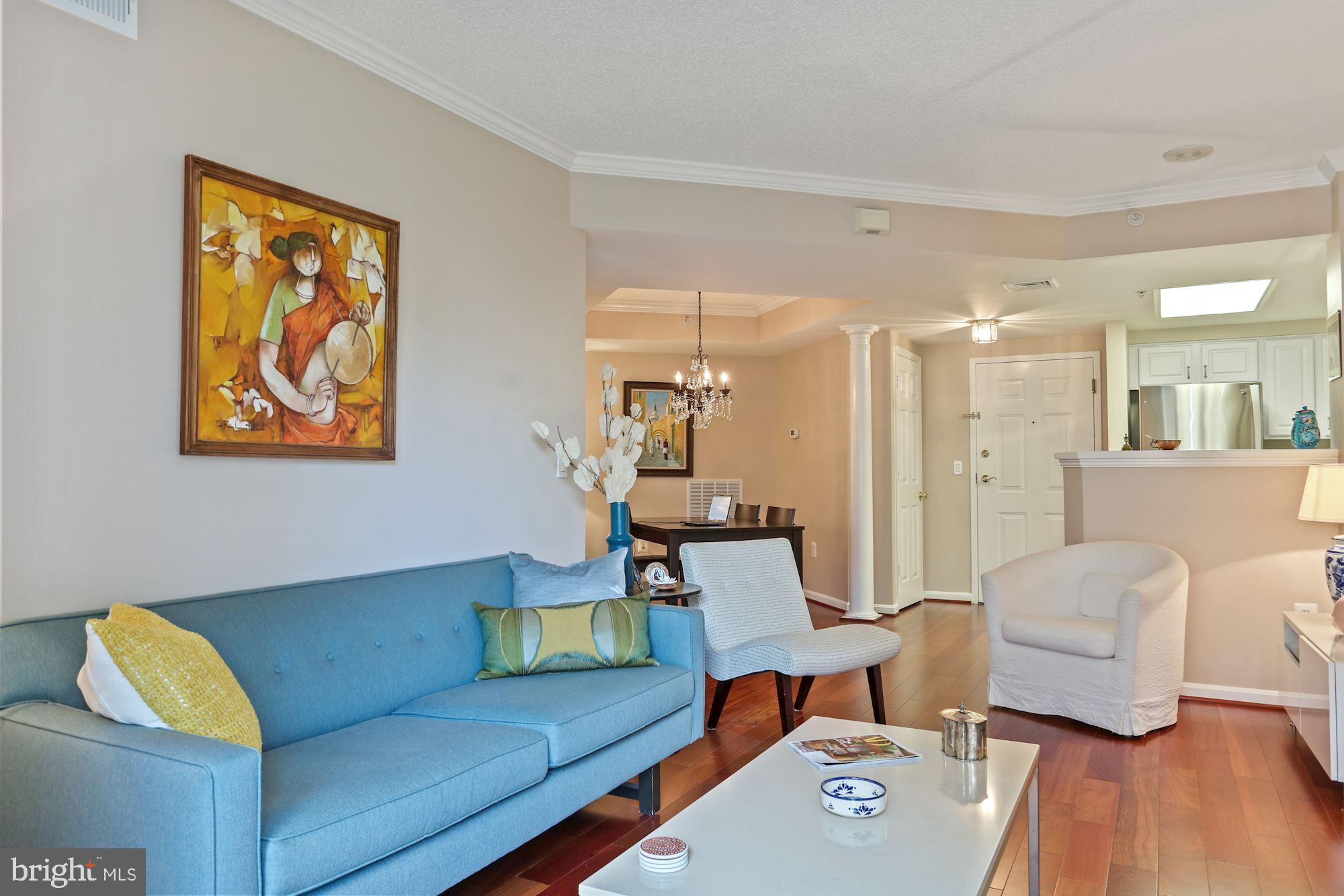 LEXINGTON SQUARE - Residential Lease