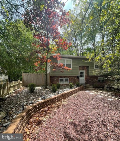Homes For Sale - 227 Chestnut Avenue<br/> Camden County, LINDENWOLD, NJ 08021