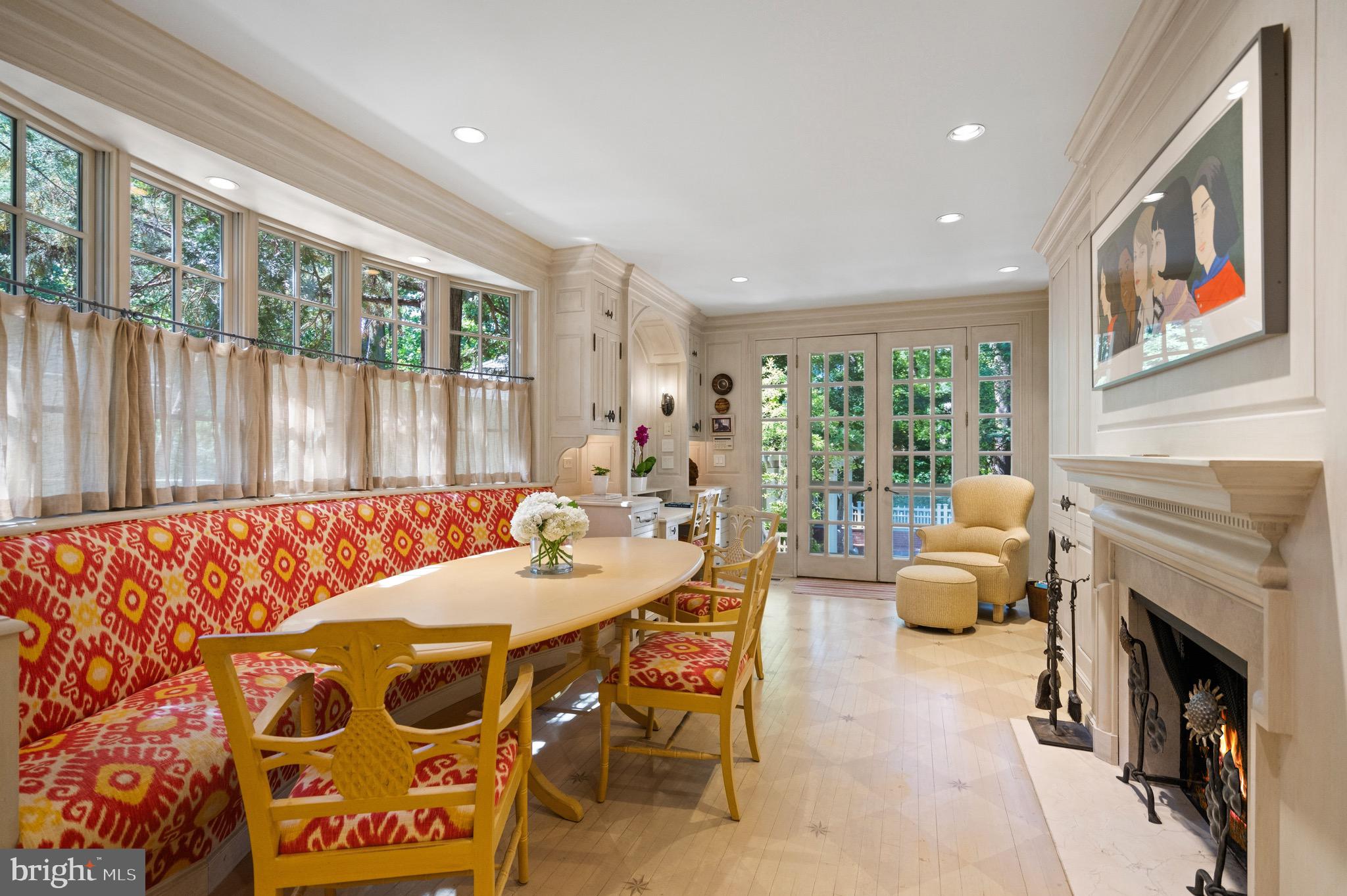 SPRING VALLEY - Residential