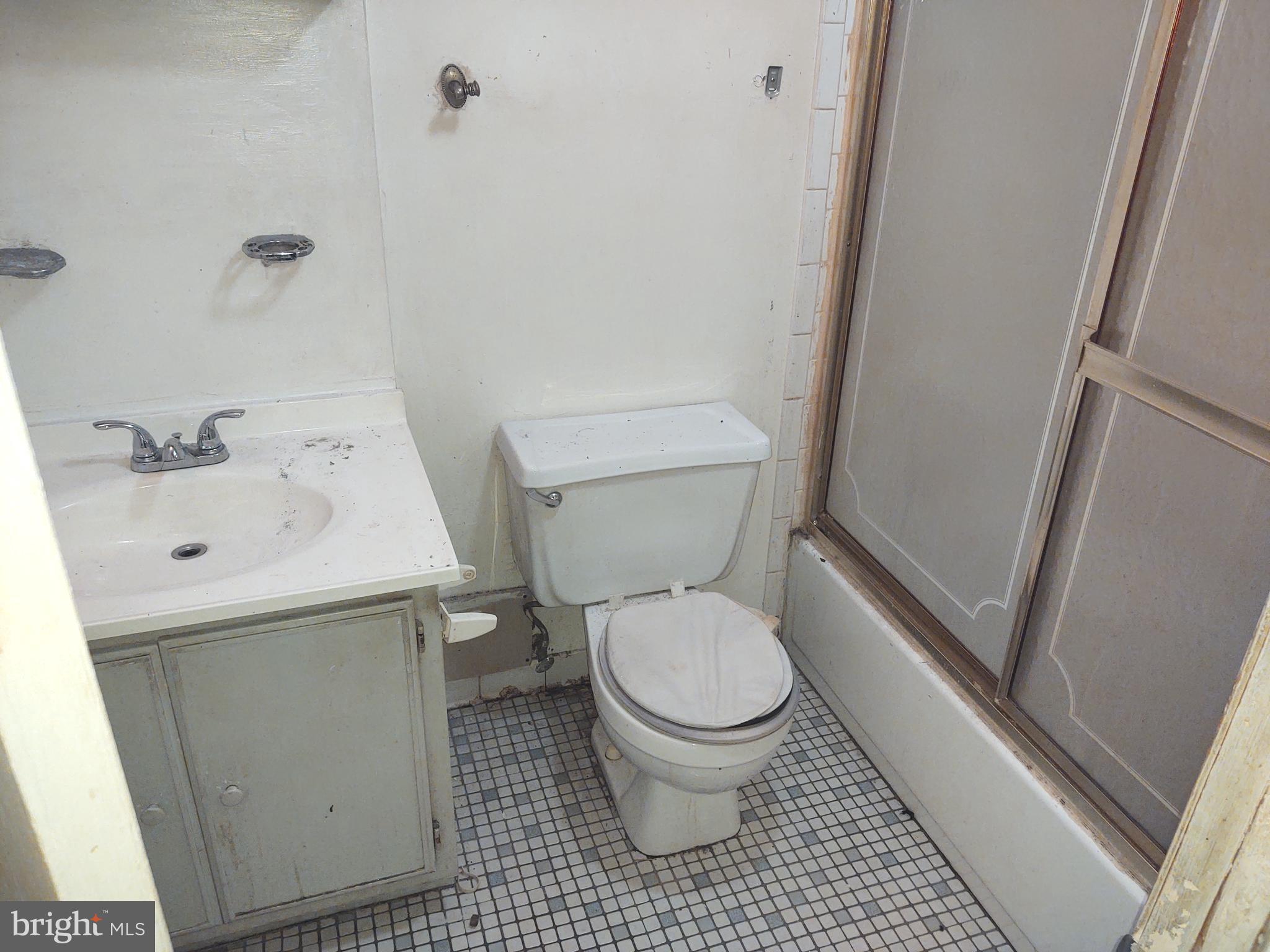 OLD TOWNE VILLAGE CONDOMINIUMS - Residential