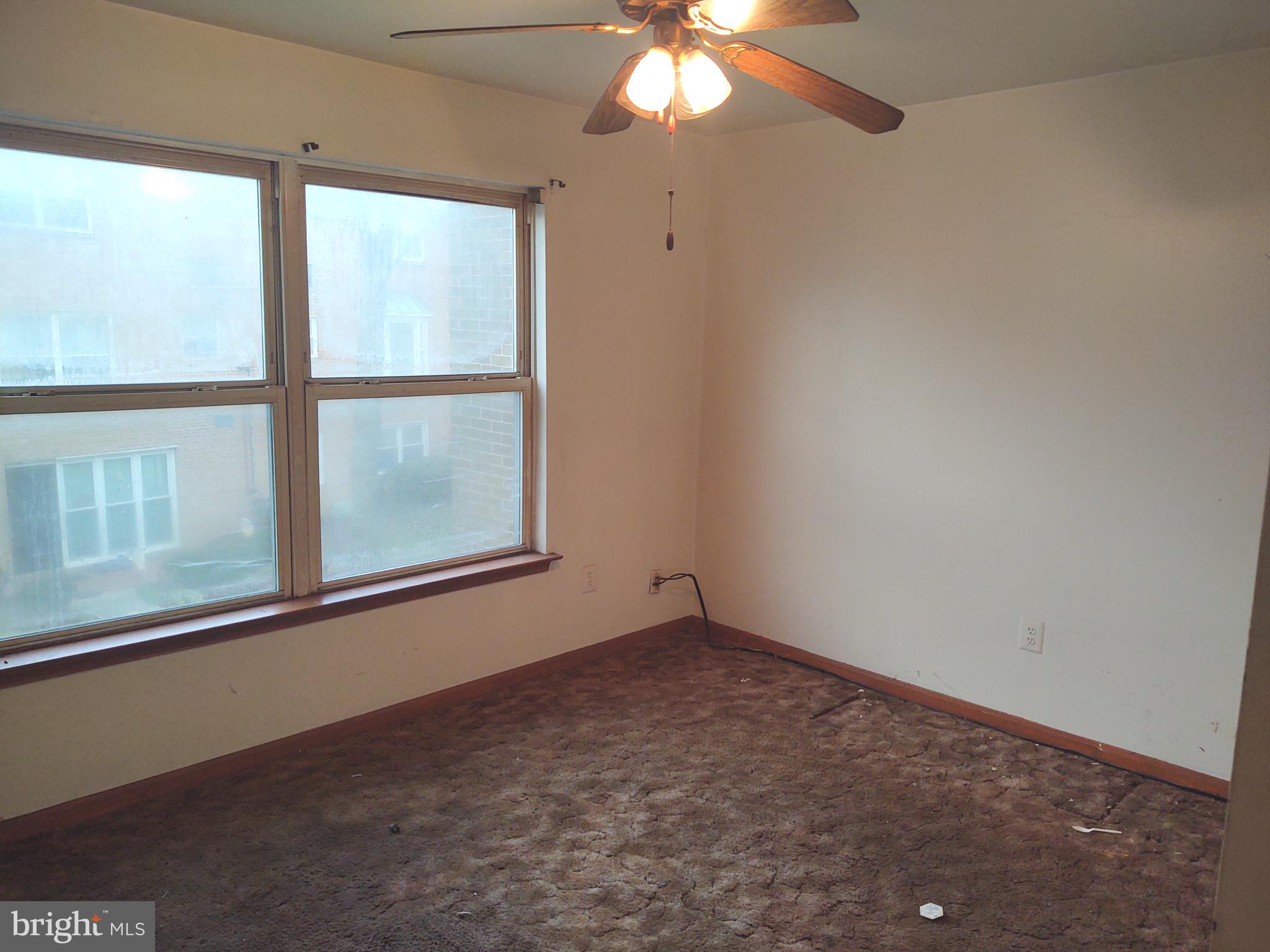 OLD TOWNE VILLAGE CONDOMINIUMS - Residential