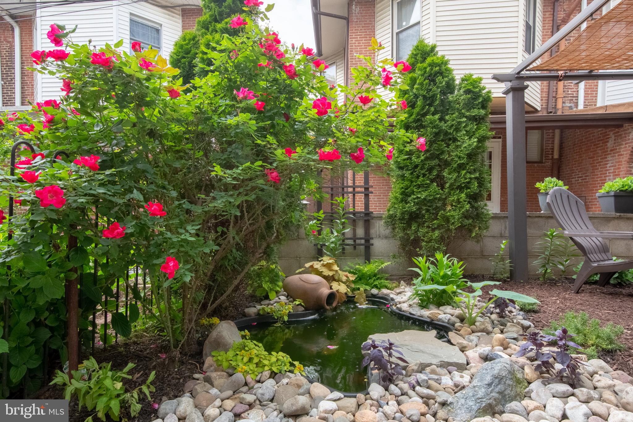 GIRARD ESTATES - Residential