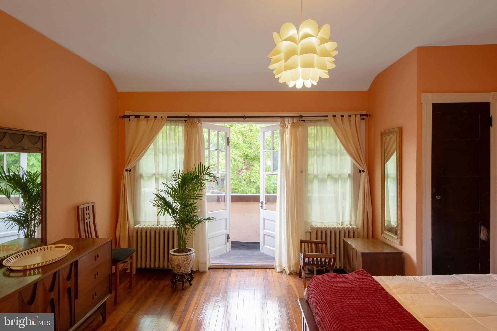 GIRARD ESTATES - Residential