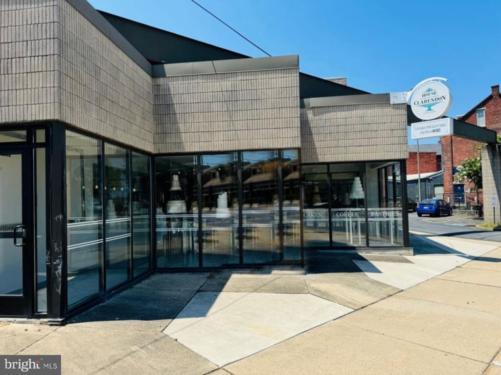 Photo of 240 Harrisburg Avenue, LANCASTER, PA 17603 (MLS # PALA2054132)