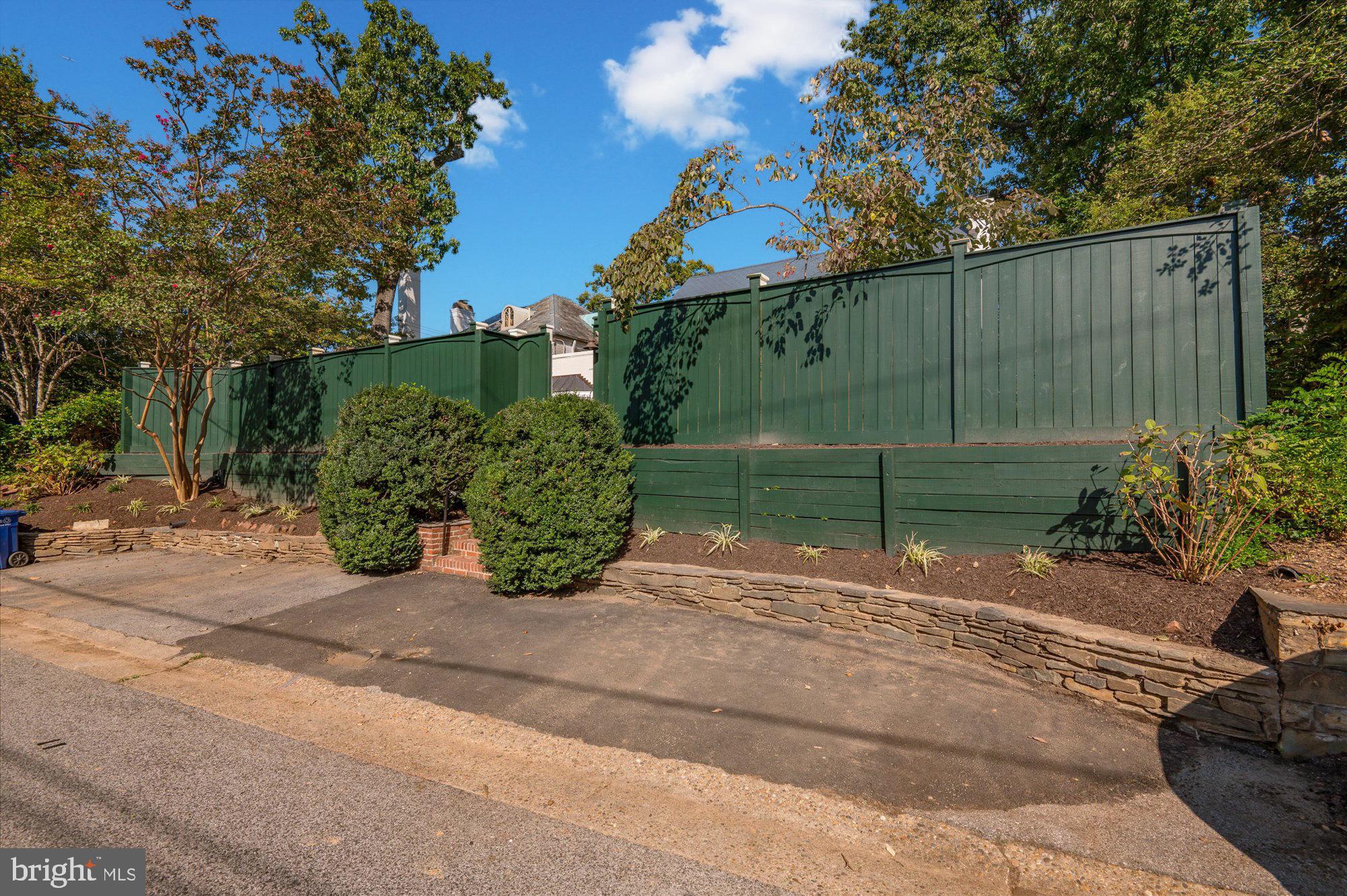 KENT - Residential
