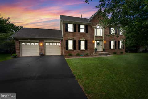Photo of 13425 Alfred Mill Court, HERNDON, VA 20171 (MLS # VAFX2332974)