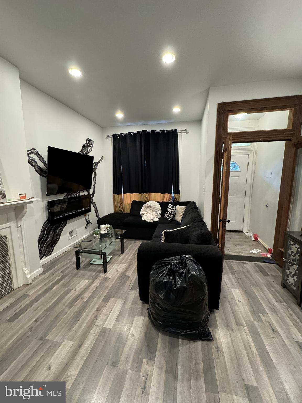 PHILADELPHIA - Residential