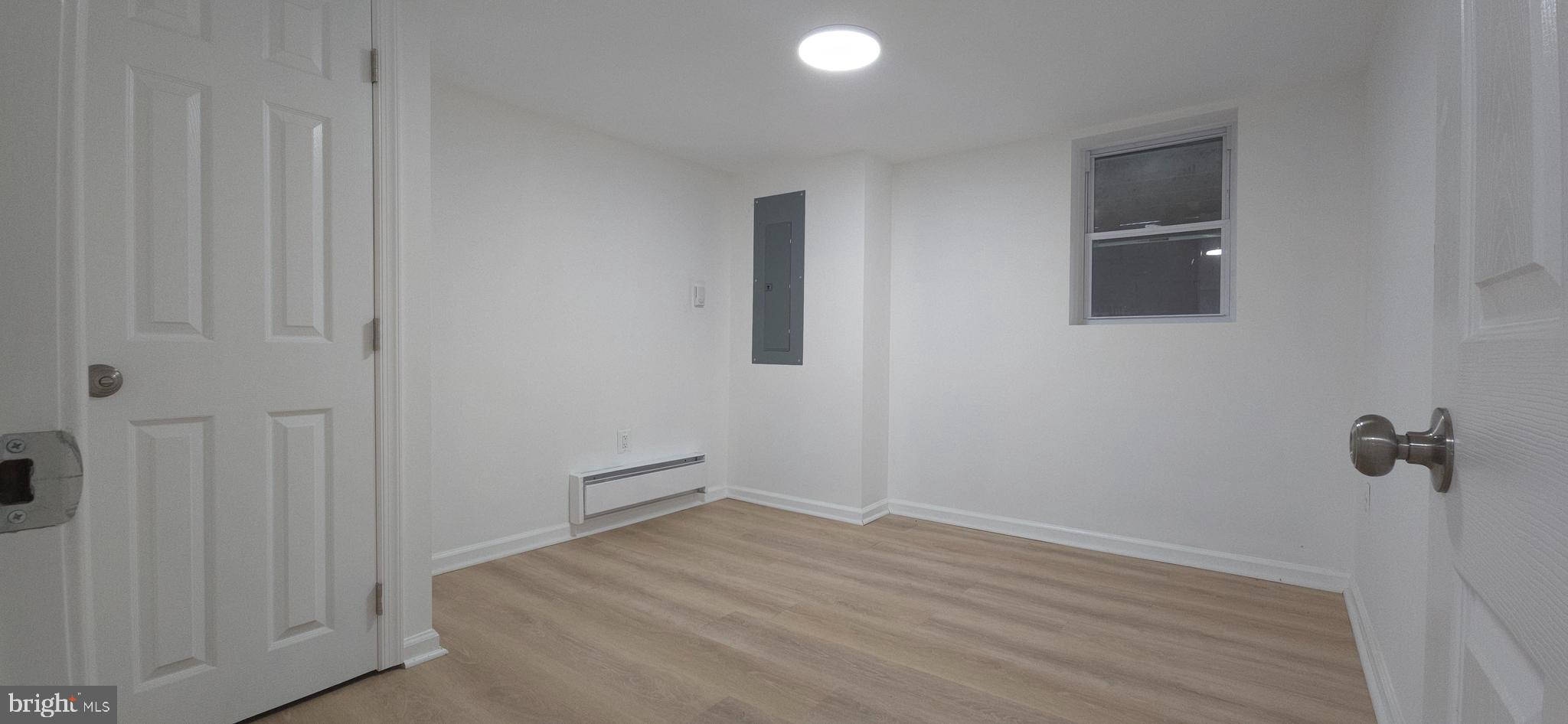 BROOKWOOD - Residential Lease